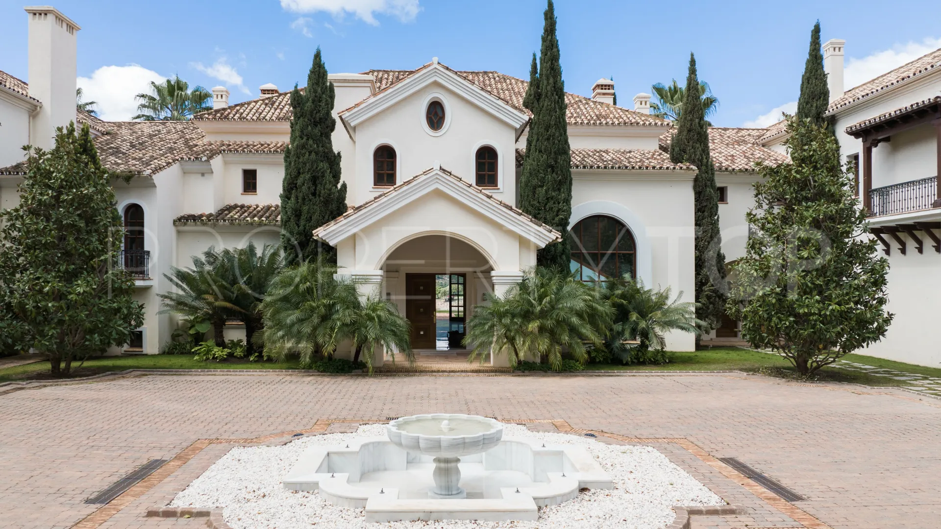 Villa for sale in La Zagaleta