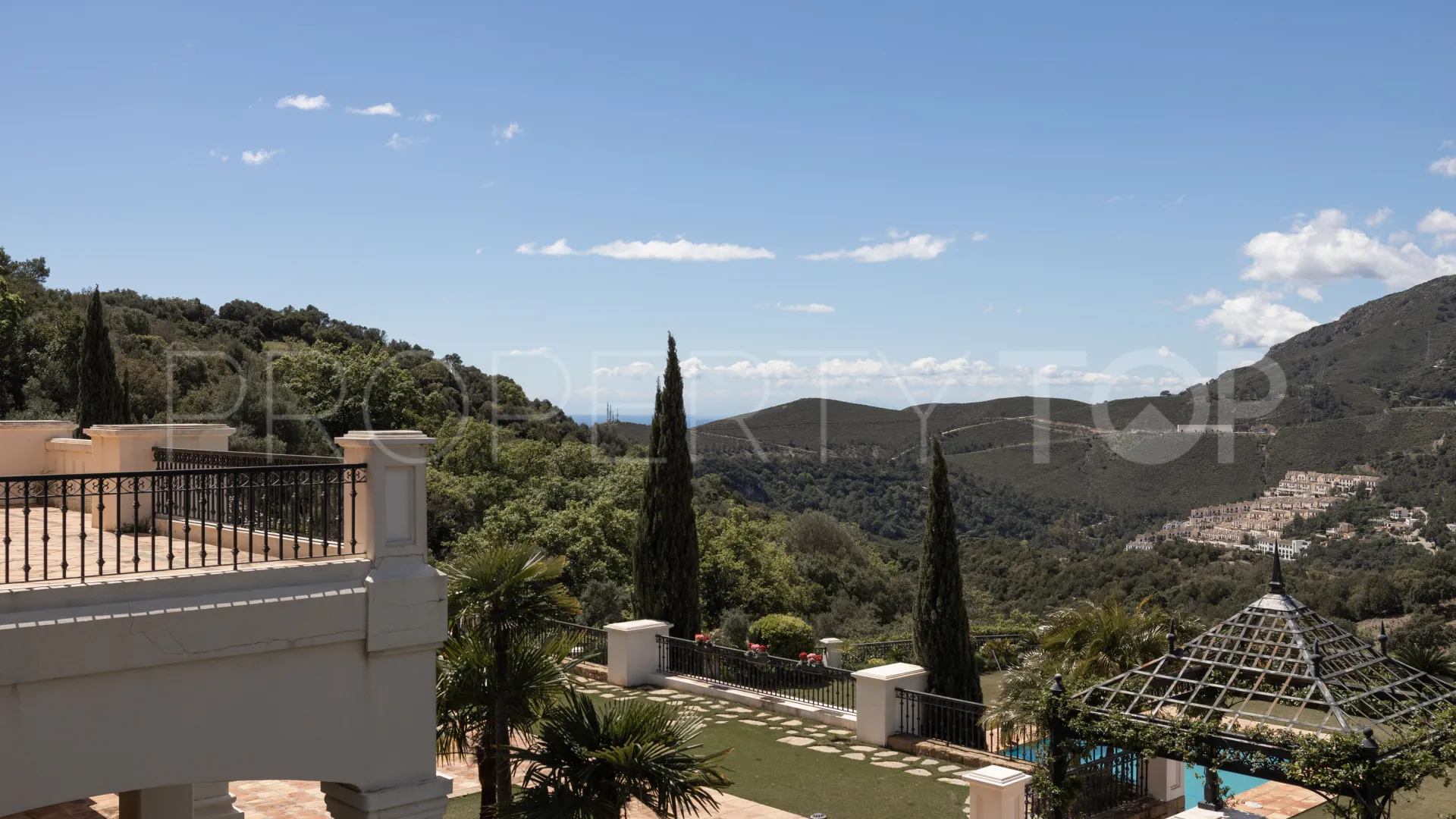 Villa for sale in La Zagaleta