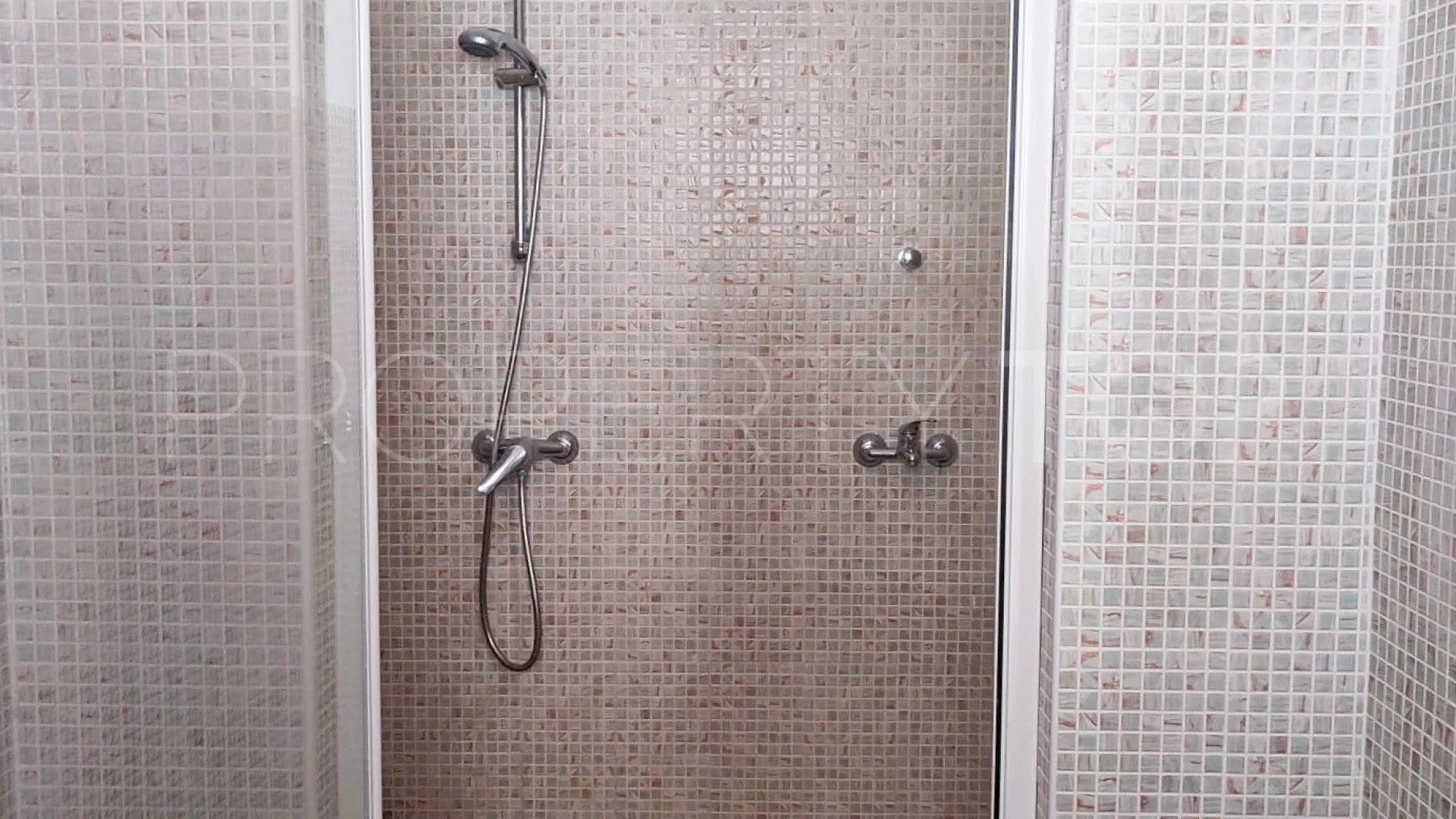 For sale house with 4 bedrooms in Arenas