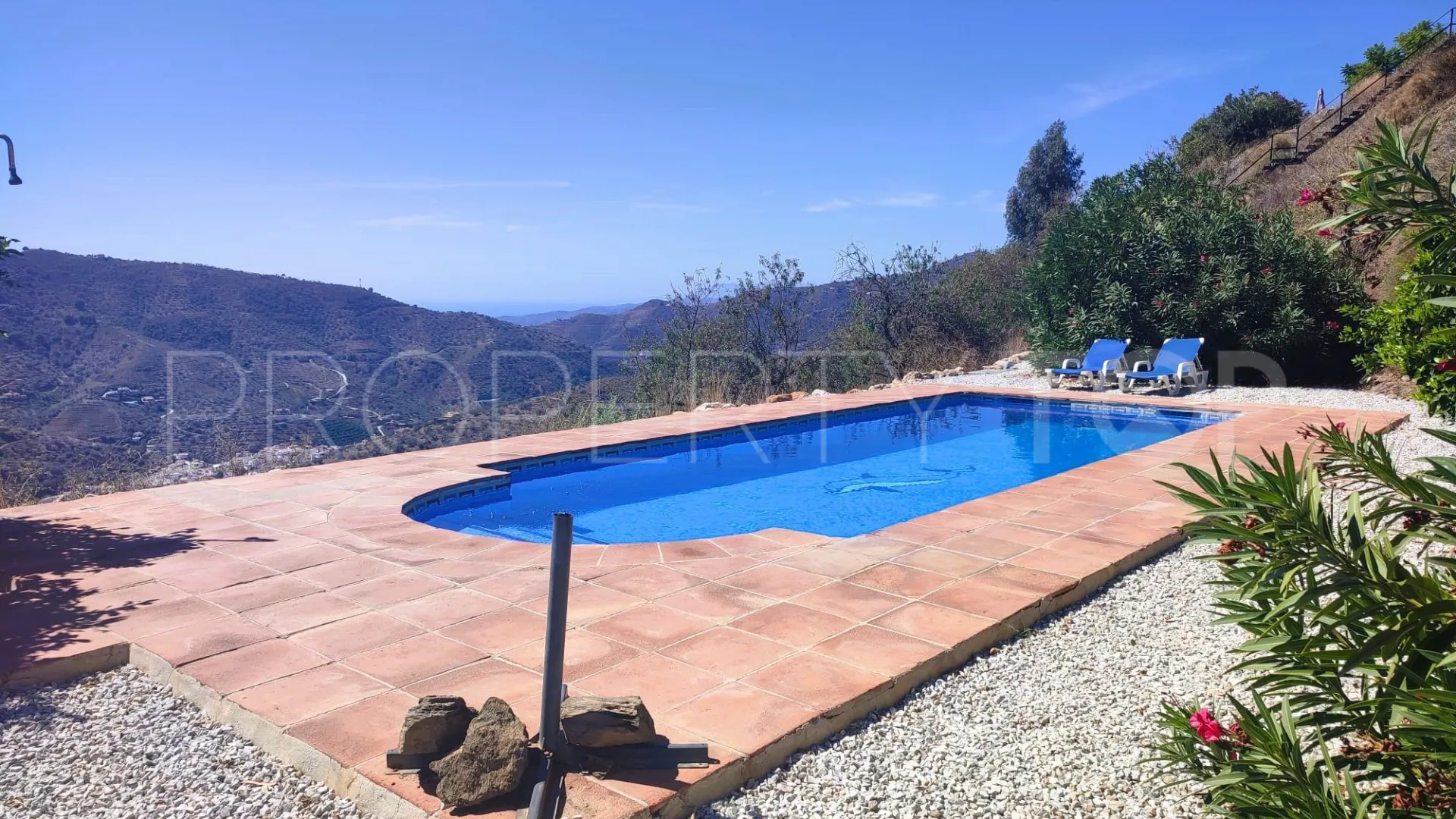 For sale house with 4 bedrooms in Arenas