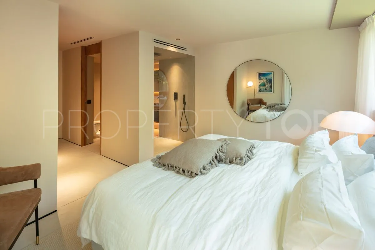 Villa a la venta de 4 dormitorios en Nueva Andalucia