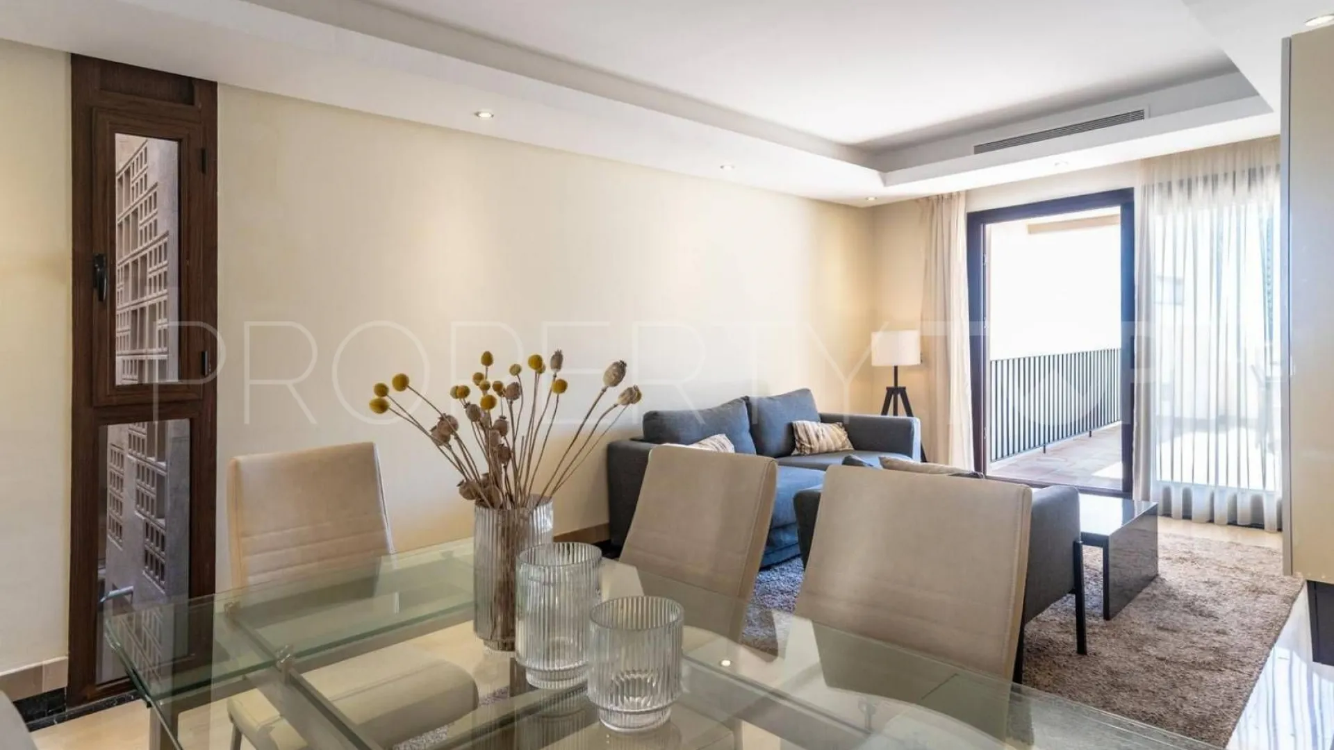 Duplex penthouse for sale in Bahia de la Plata