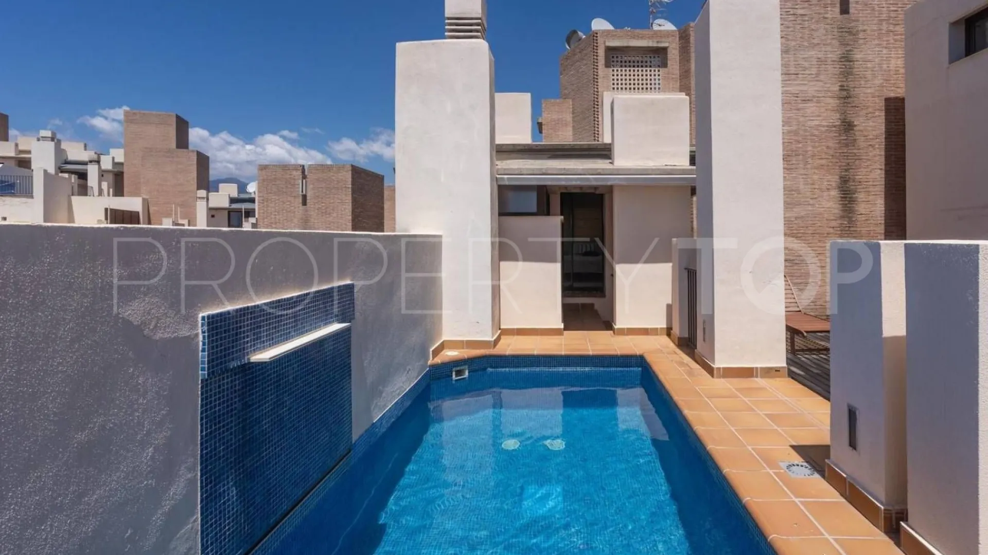 Duplex penthouse for sale in Bahia de la Plata