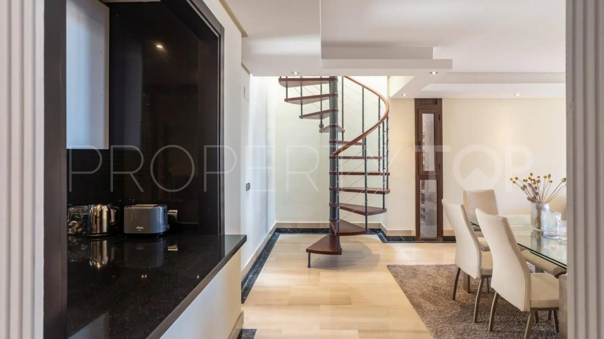 Duplex penthouse for sale in Bahia de la Plata