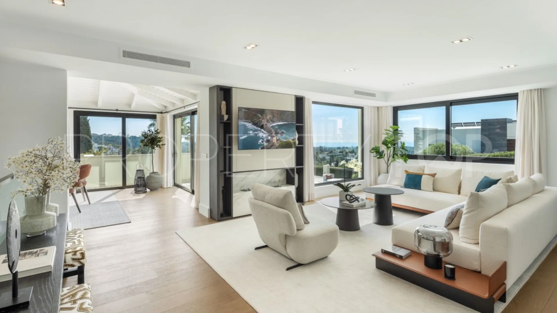 Nueva Andalucia, villa a la venta de 5 dormitorios