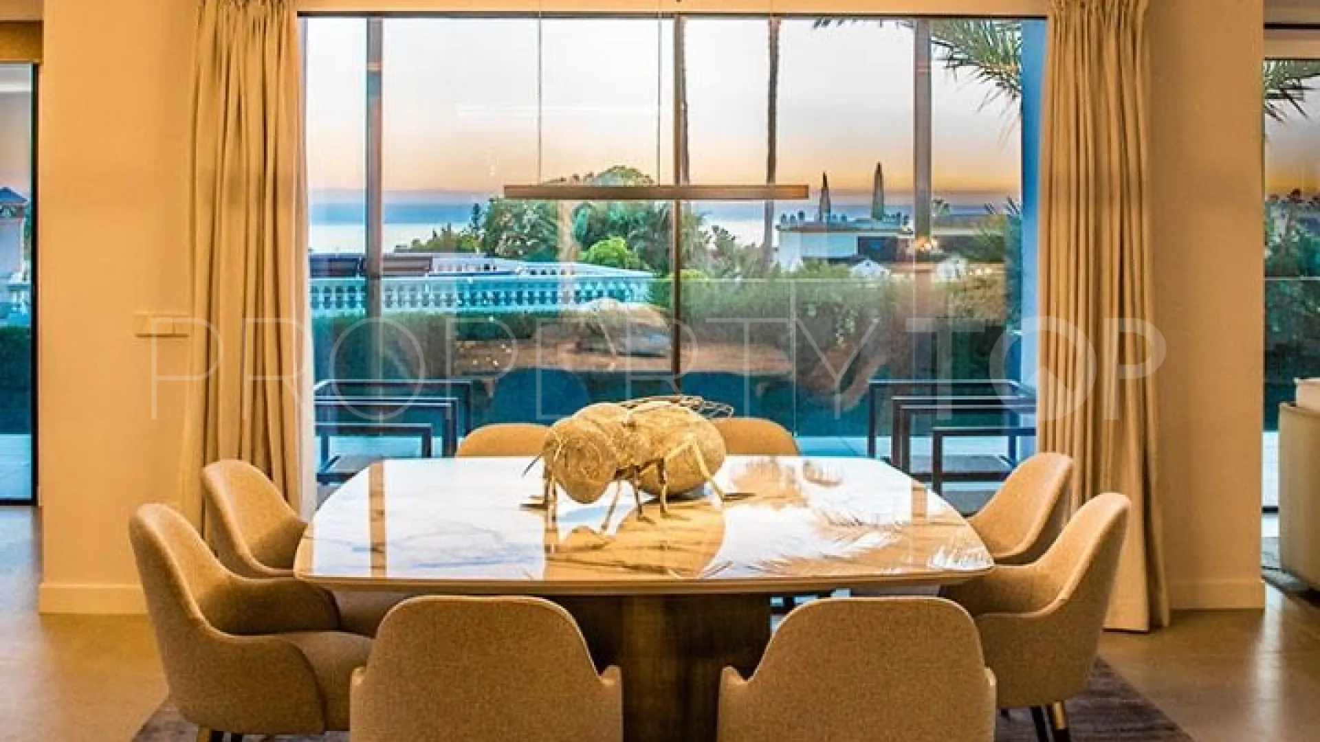 5 bedrooms villa in Nagüeles for sale