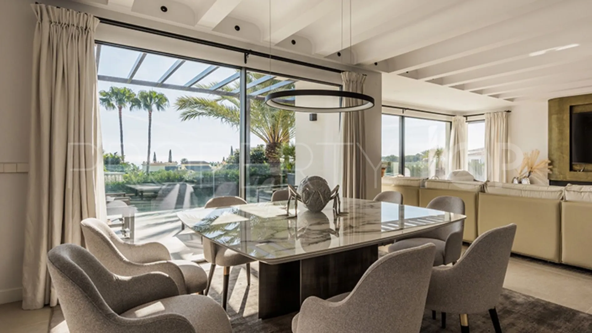 5 bedrooms villa in Nagüeles for sale