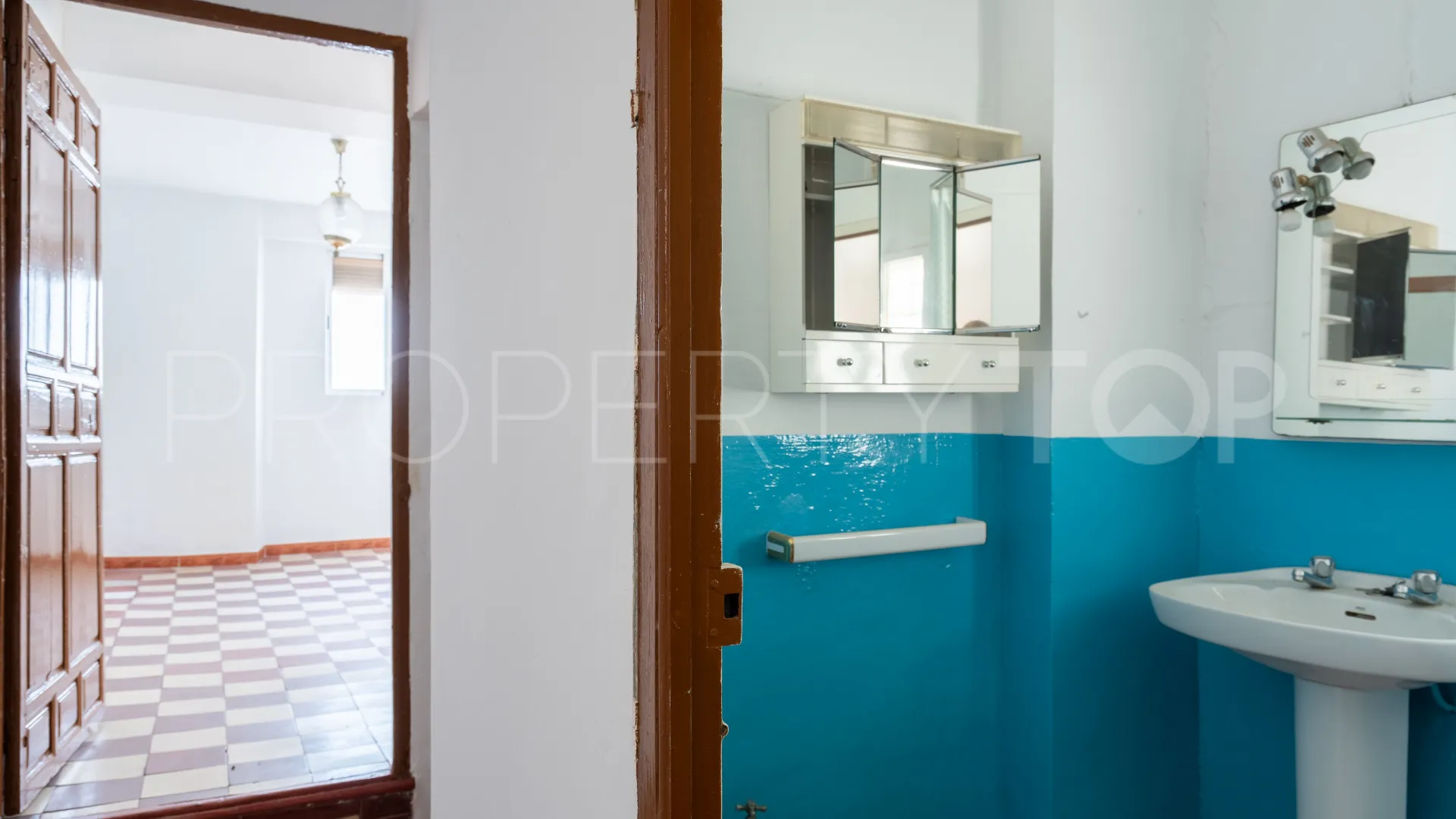 House for sale in Antequera with 5 bedrooms