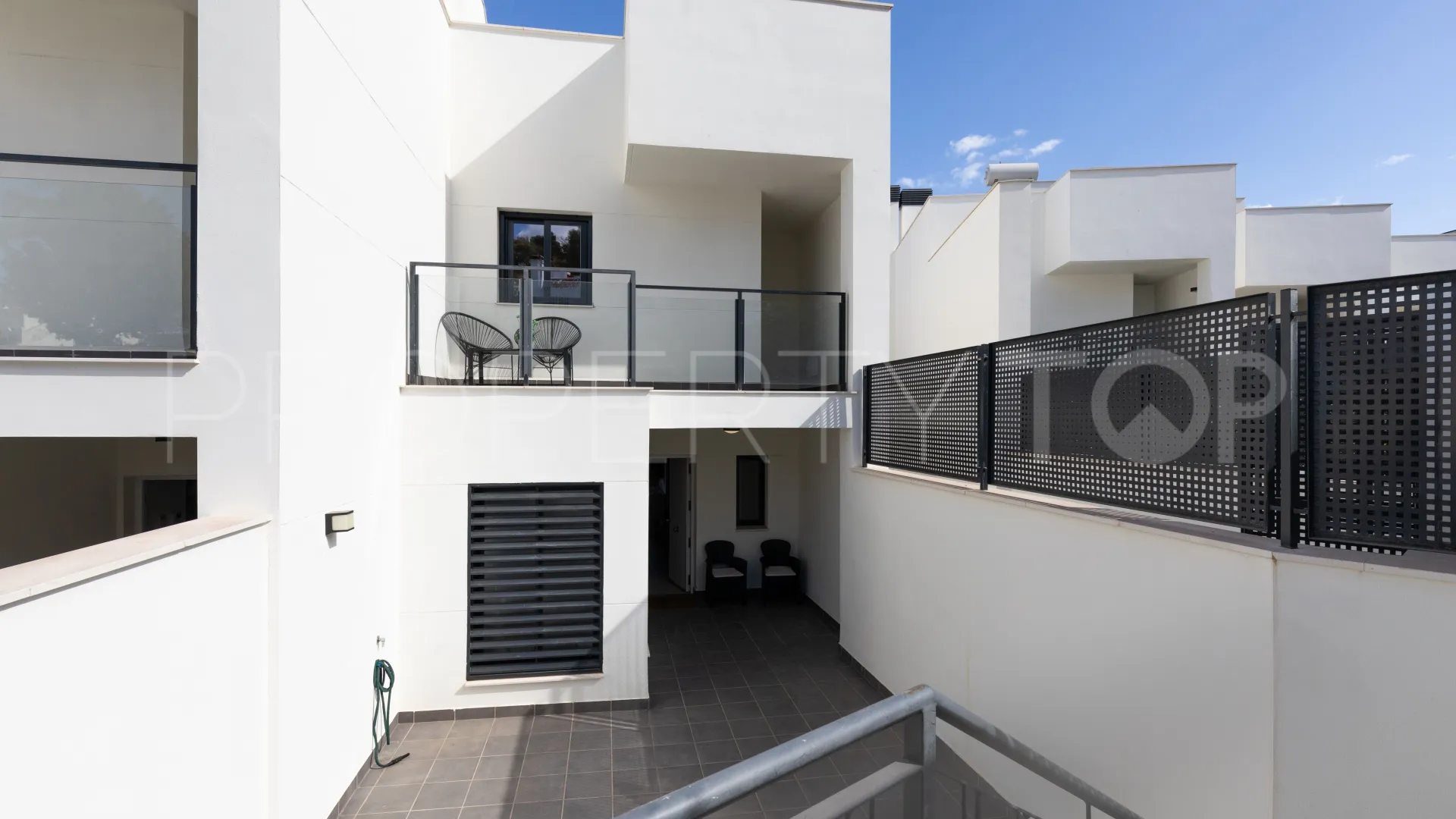 For sale 3 bedrooms town house in Benalmadena Costa