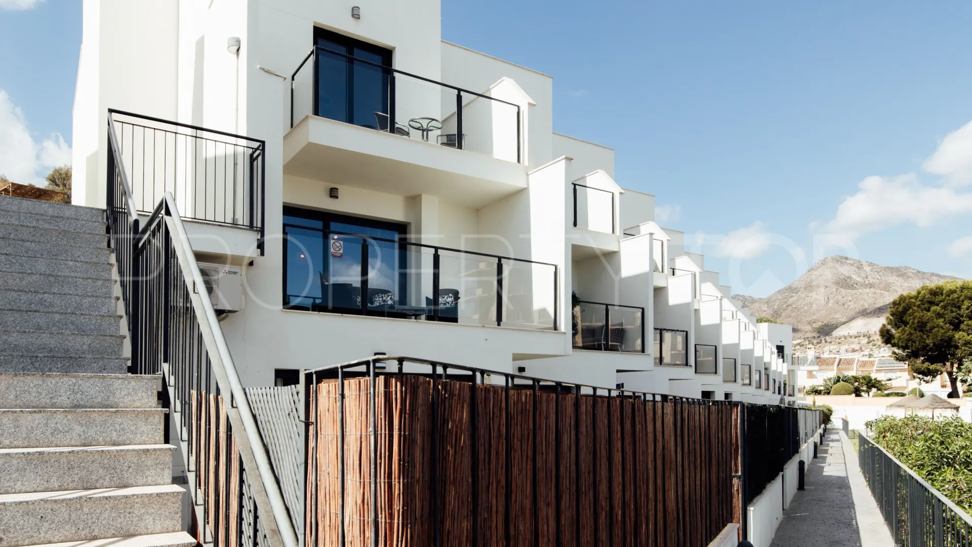 For sale 3 bedrooms town house in Benalmadena Costa