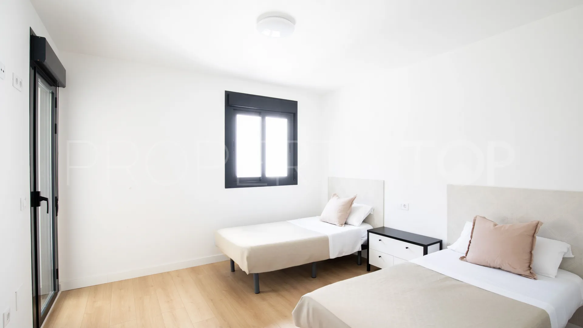For sale 3 bedrooms town house in Benalmadena Costa