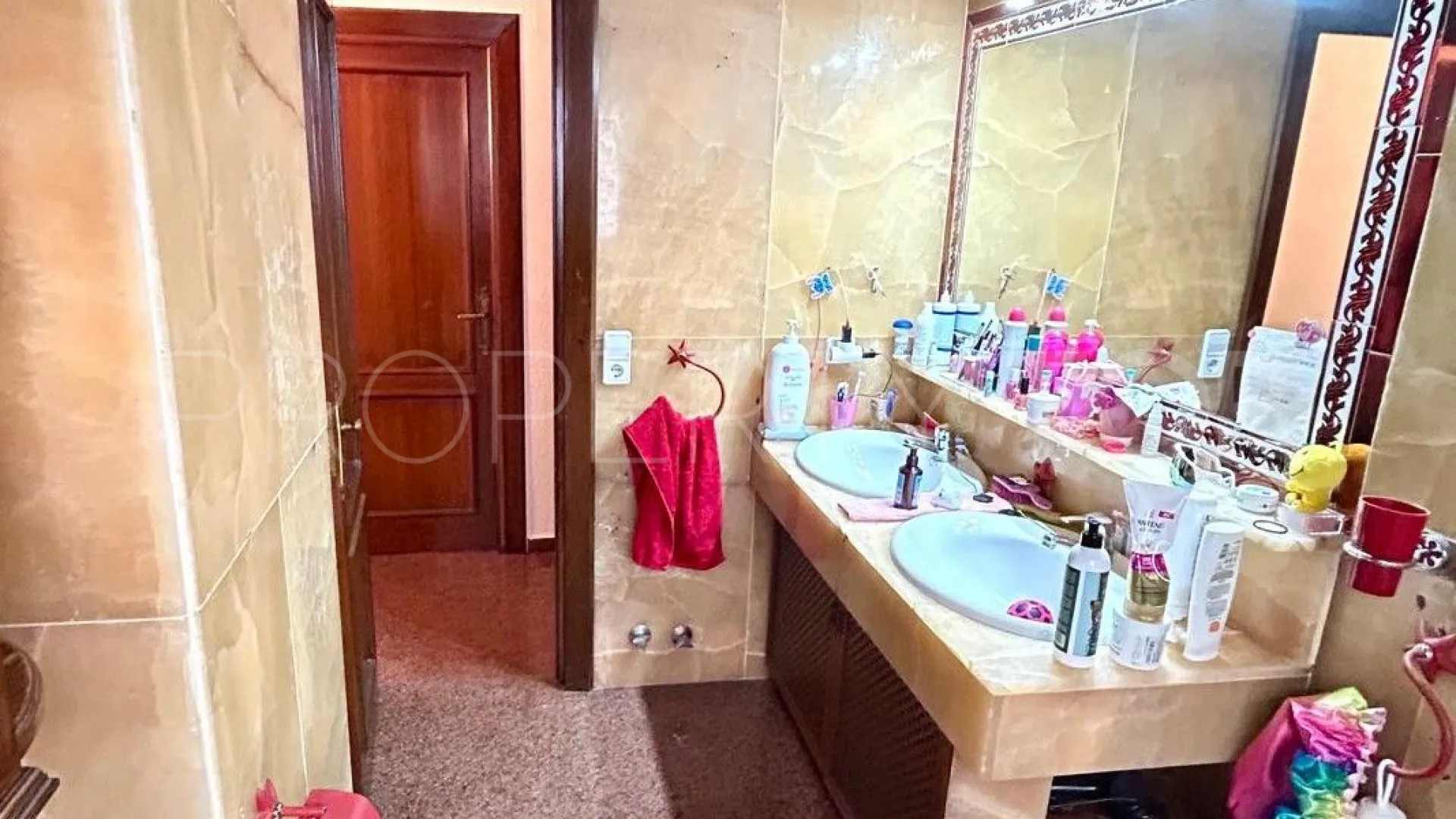 For sale 4 bedrooms flat in Fuengirola Centro