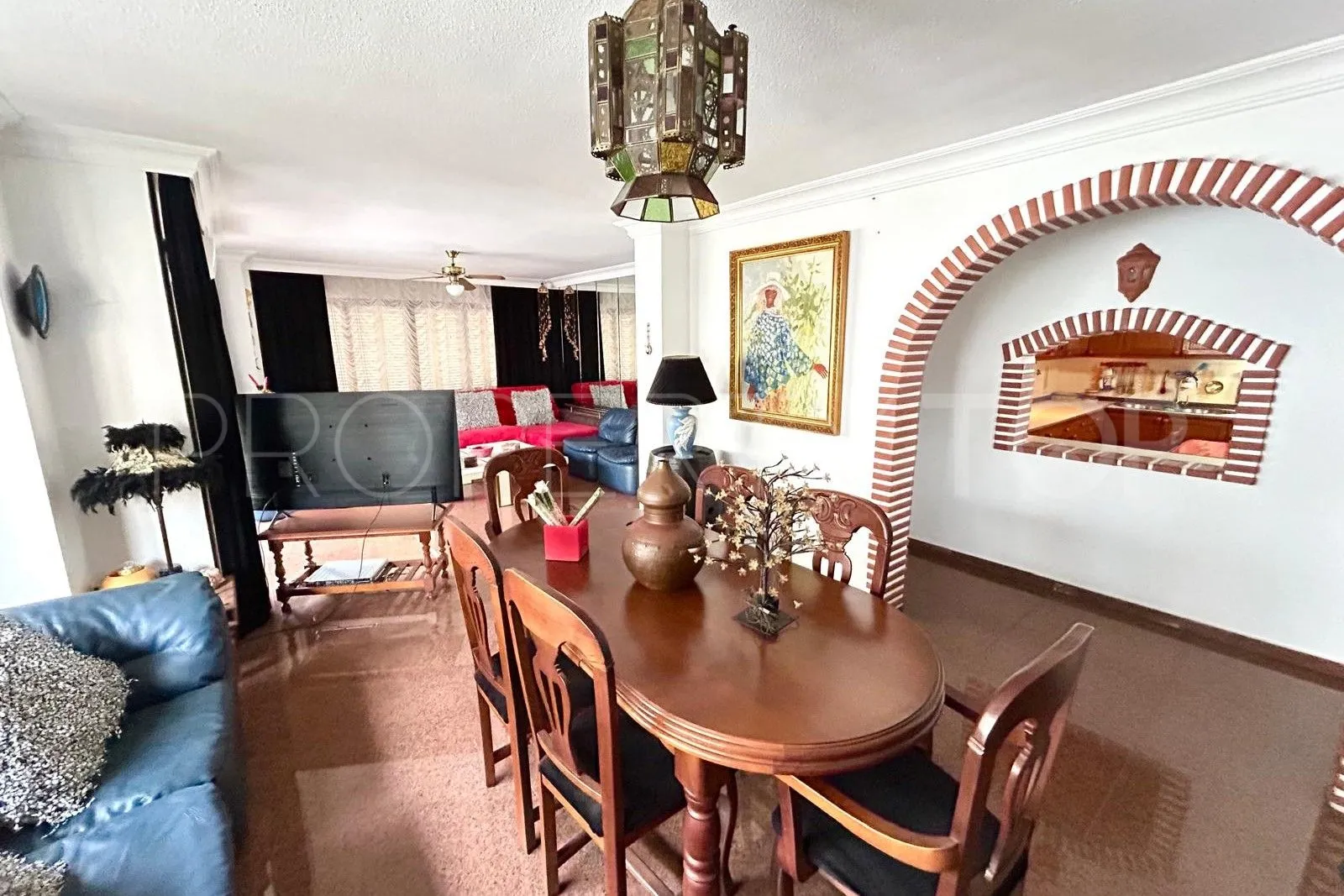 For sale 4 bedrooms flat in Fuengirola Centro