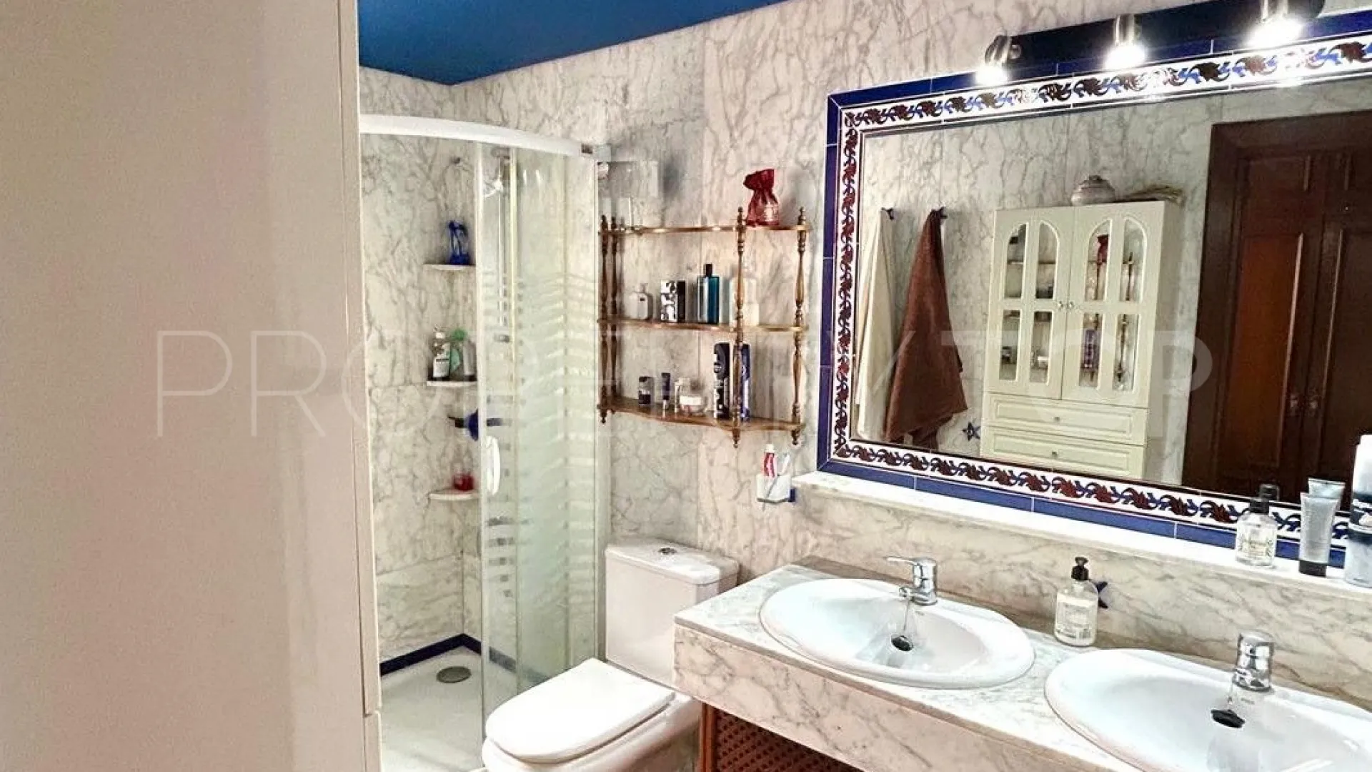 For sale 4 bedrooms flat in Fuengirola Centro