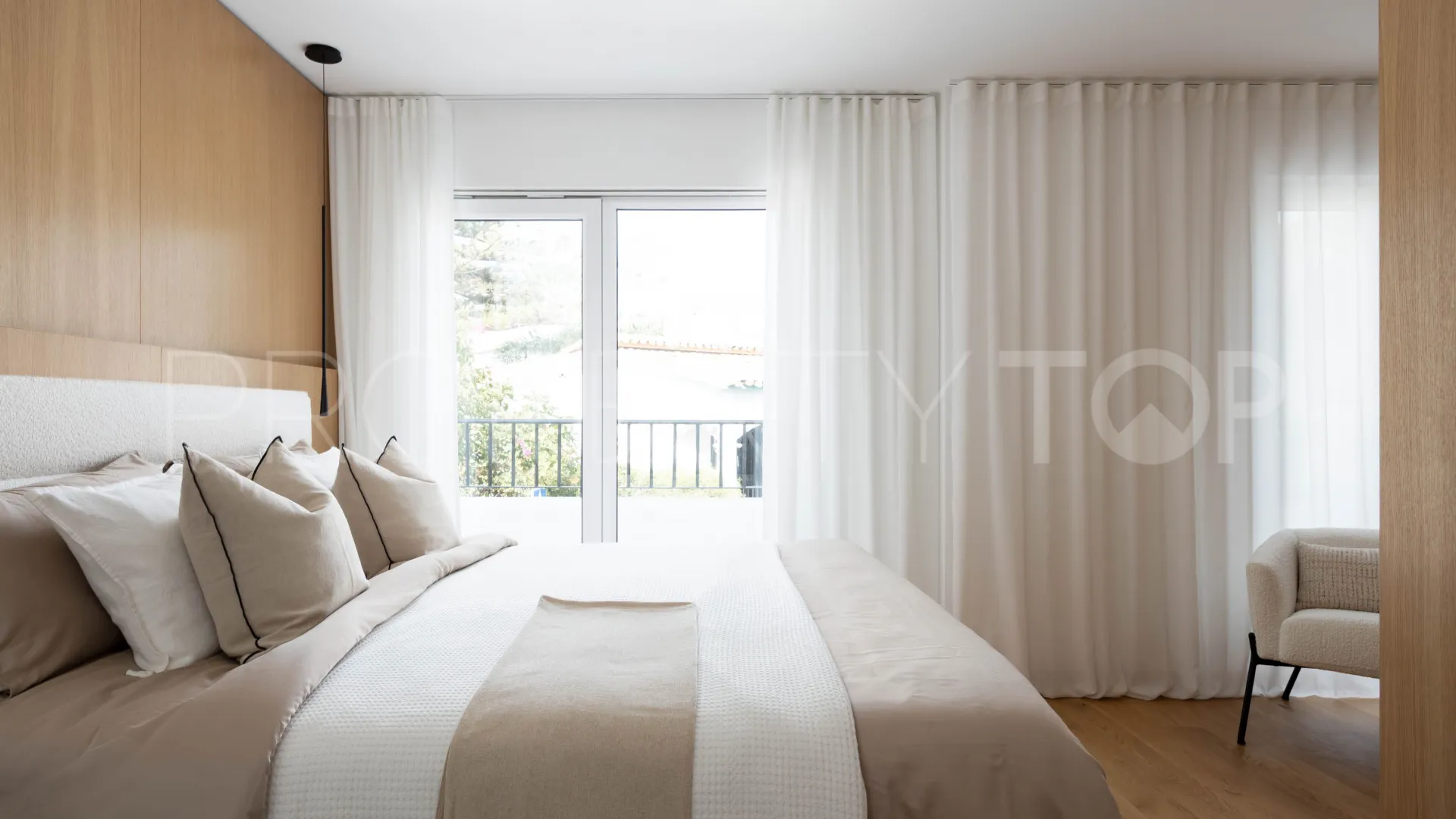 Semi detached house with 3 bedrooms for sale in Beach Side New Golden Mile