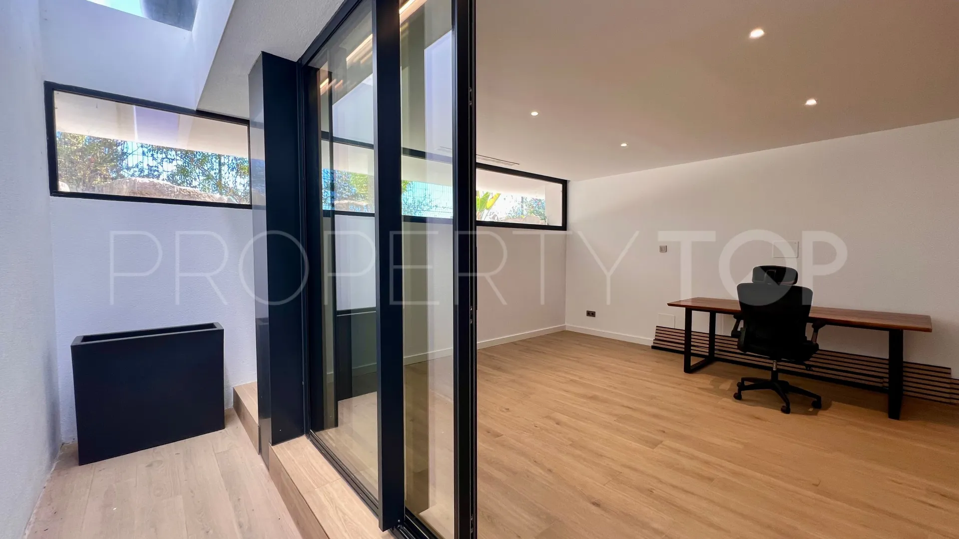 For sale El Paraiso 4 bedrooms villa