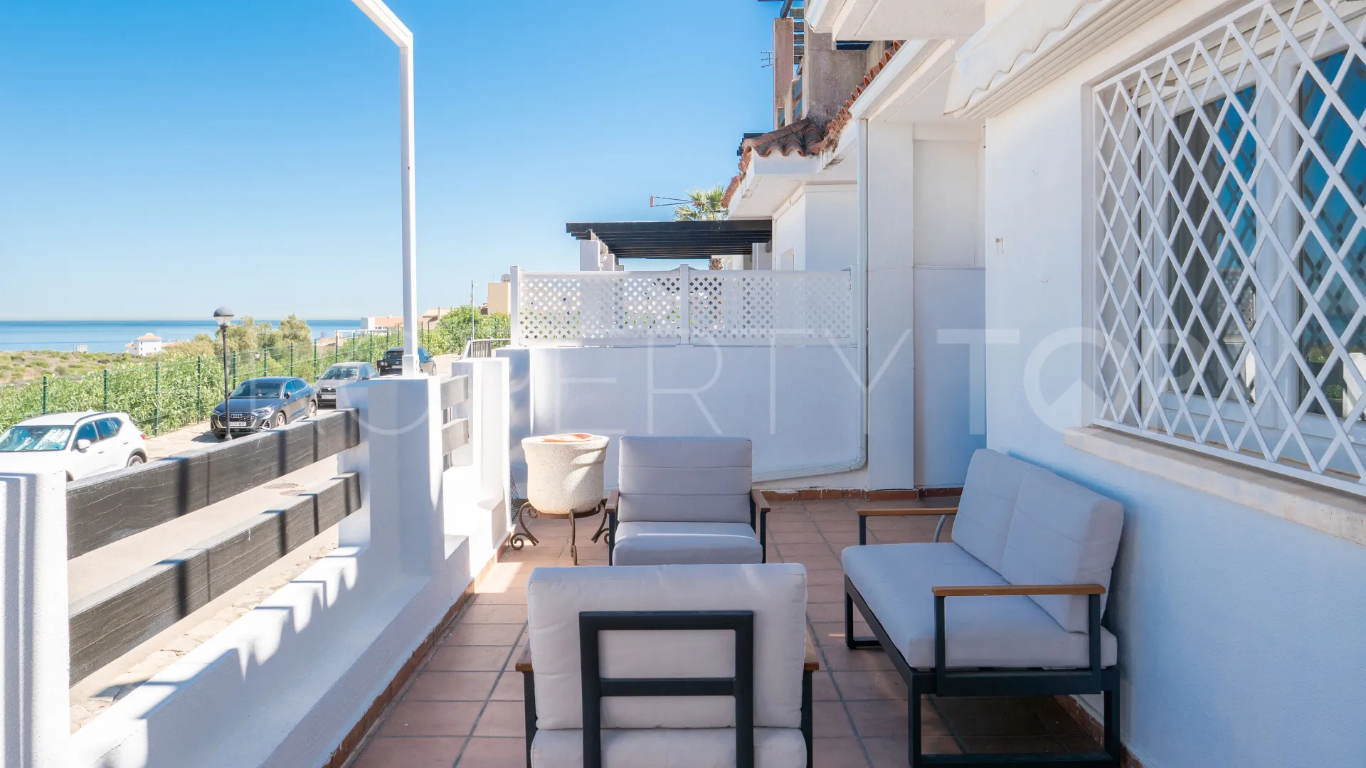 Se vende apartamento en Sabinillas de 2 dormitorios