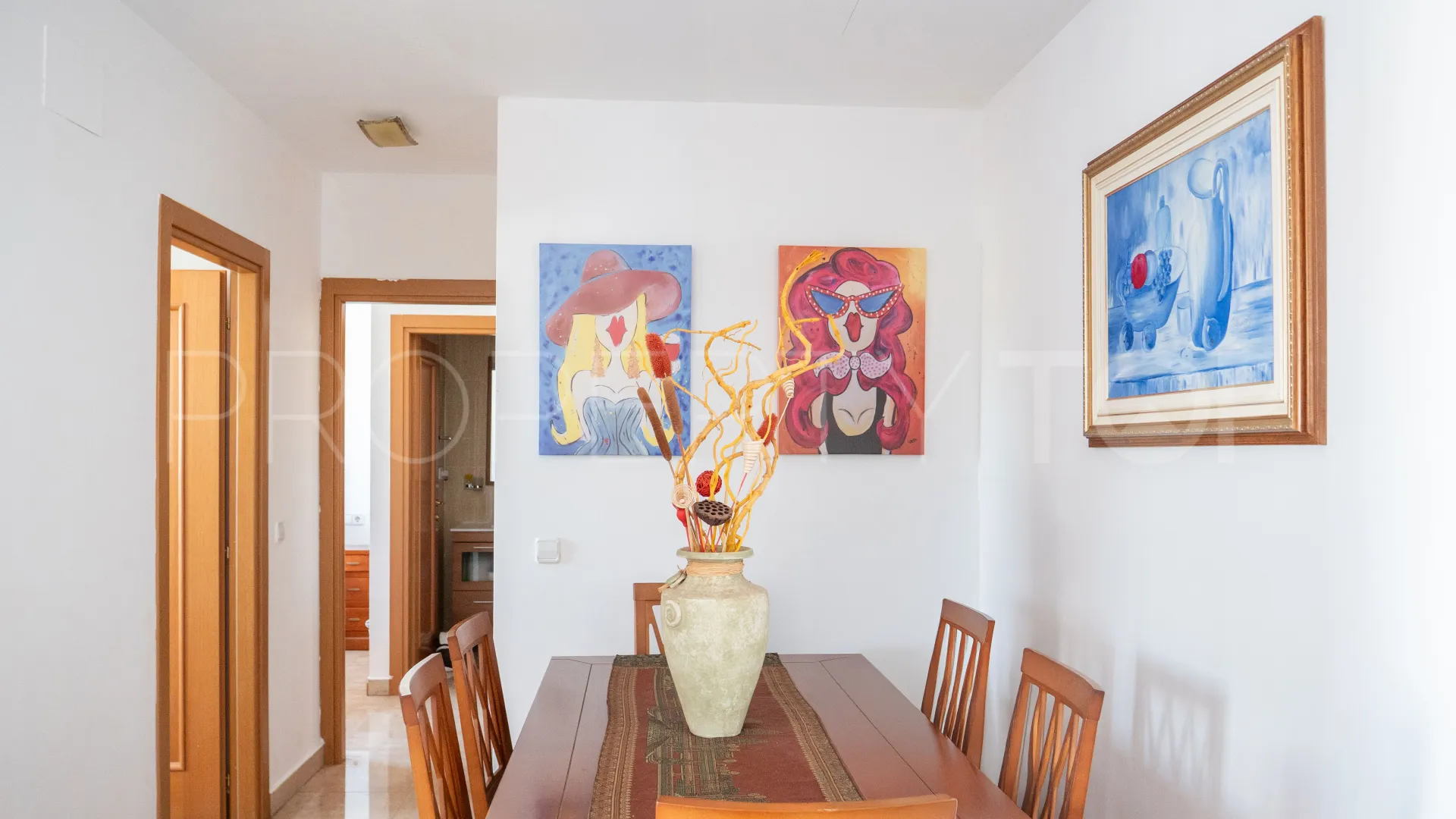 Se vende apartamento en Sabinillas de 2 dormitorios