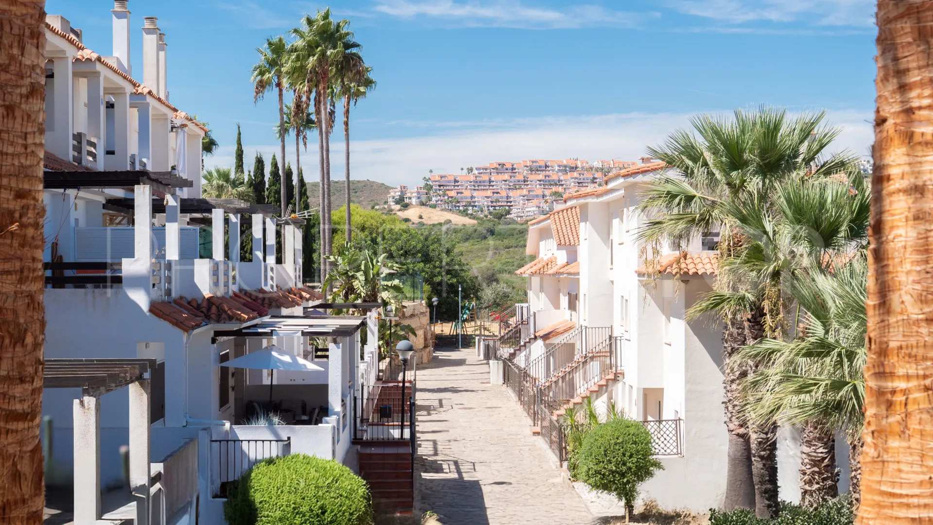 Se vende apartamento en Sabinillas de 2 dormitorios