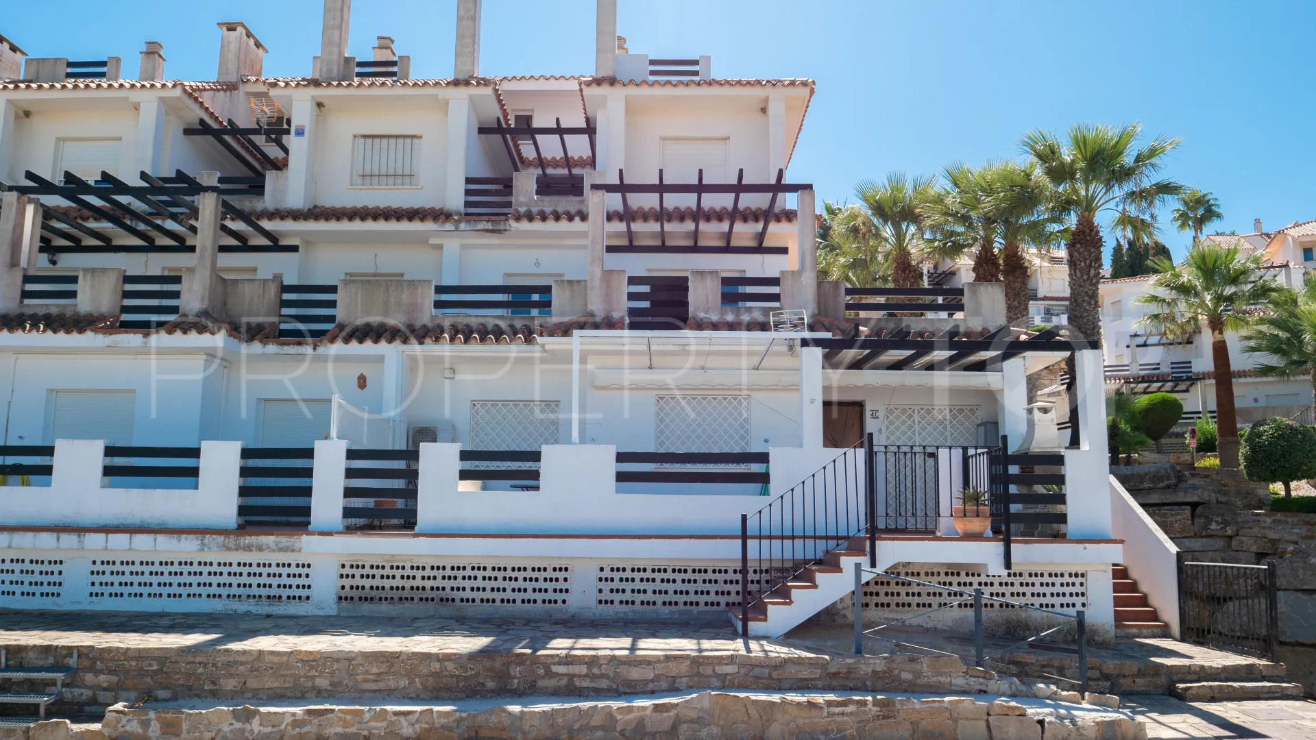 Se vende apartamento en Sabinillas de 2 dormitorios