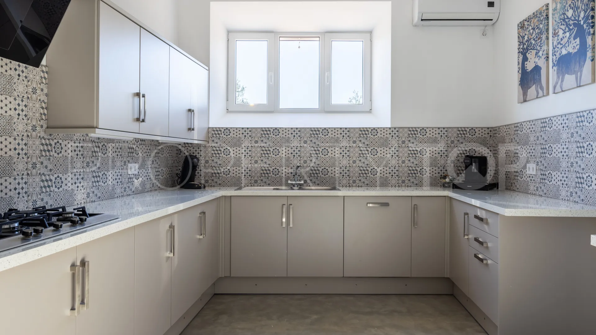For sale villa in Antequera with 7 bedrooms