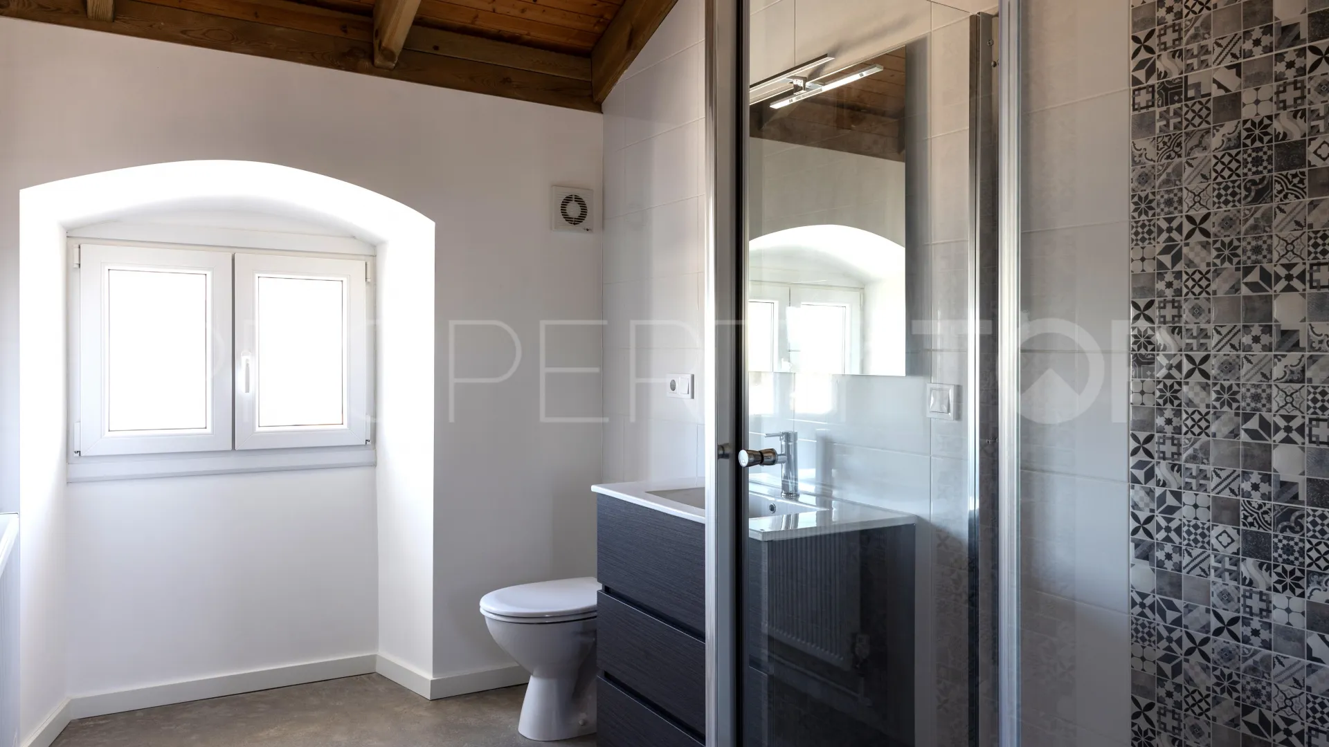 For sale villa in Antequera with 7 bedrooms