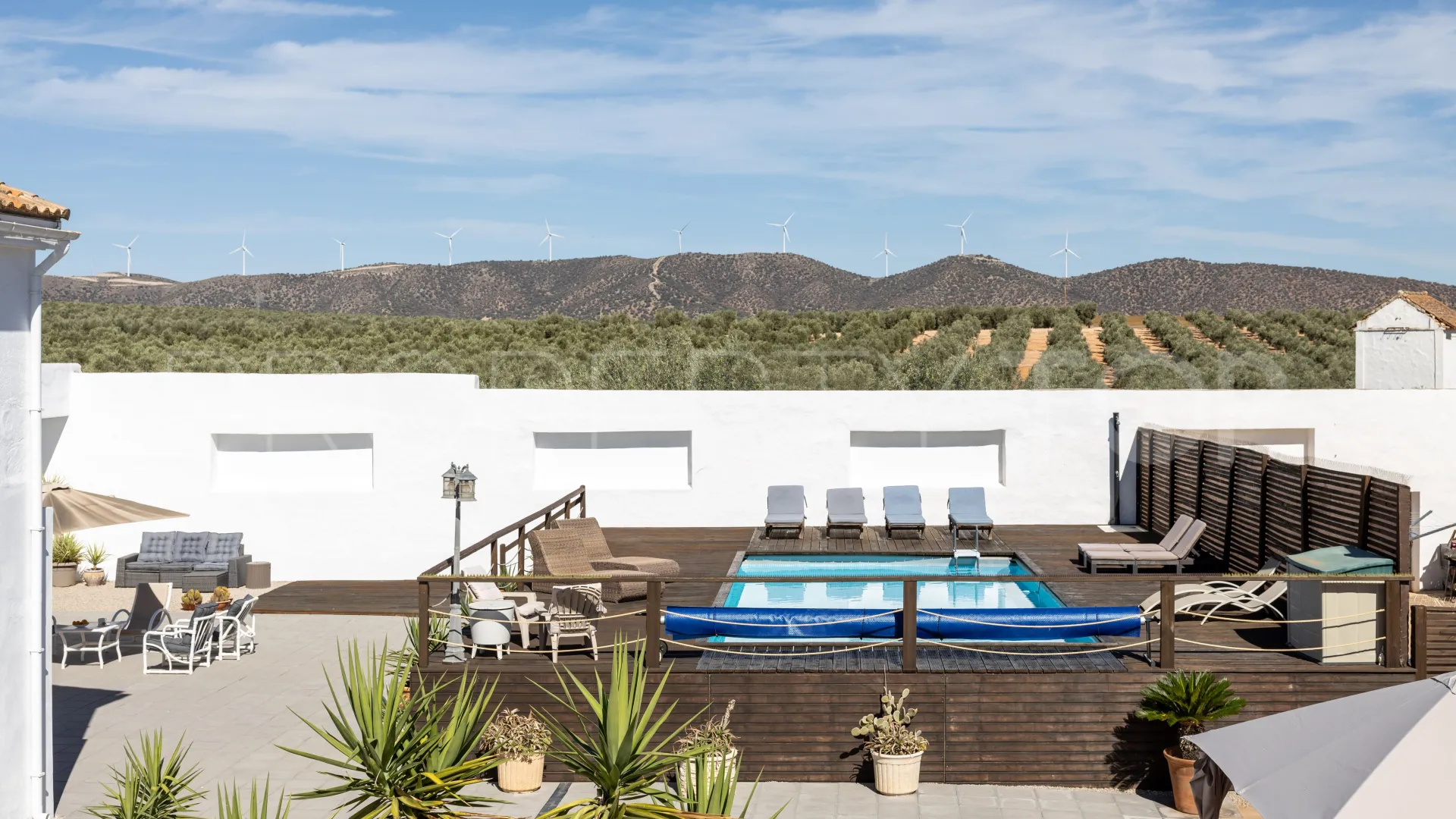 For sale villa in Antequera with 7 bedrooms