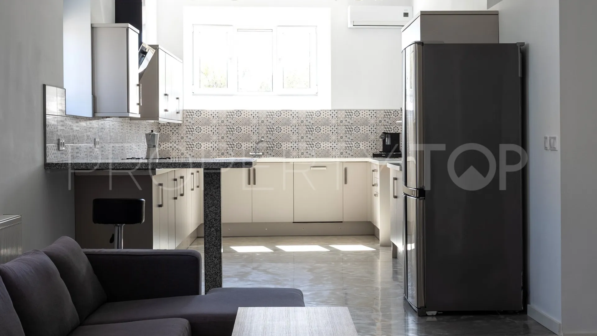 For sale villa in Antequera with 7 bedrooms