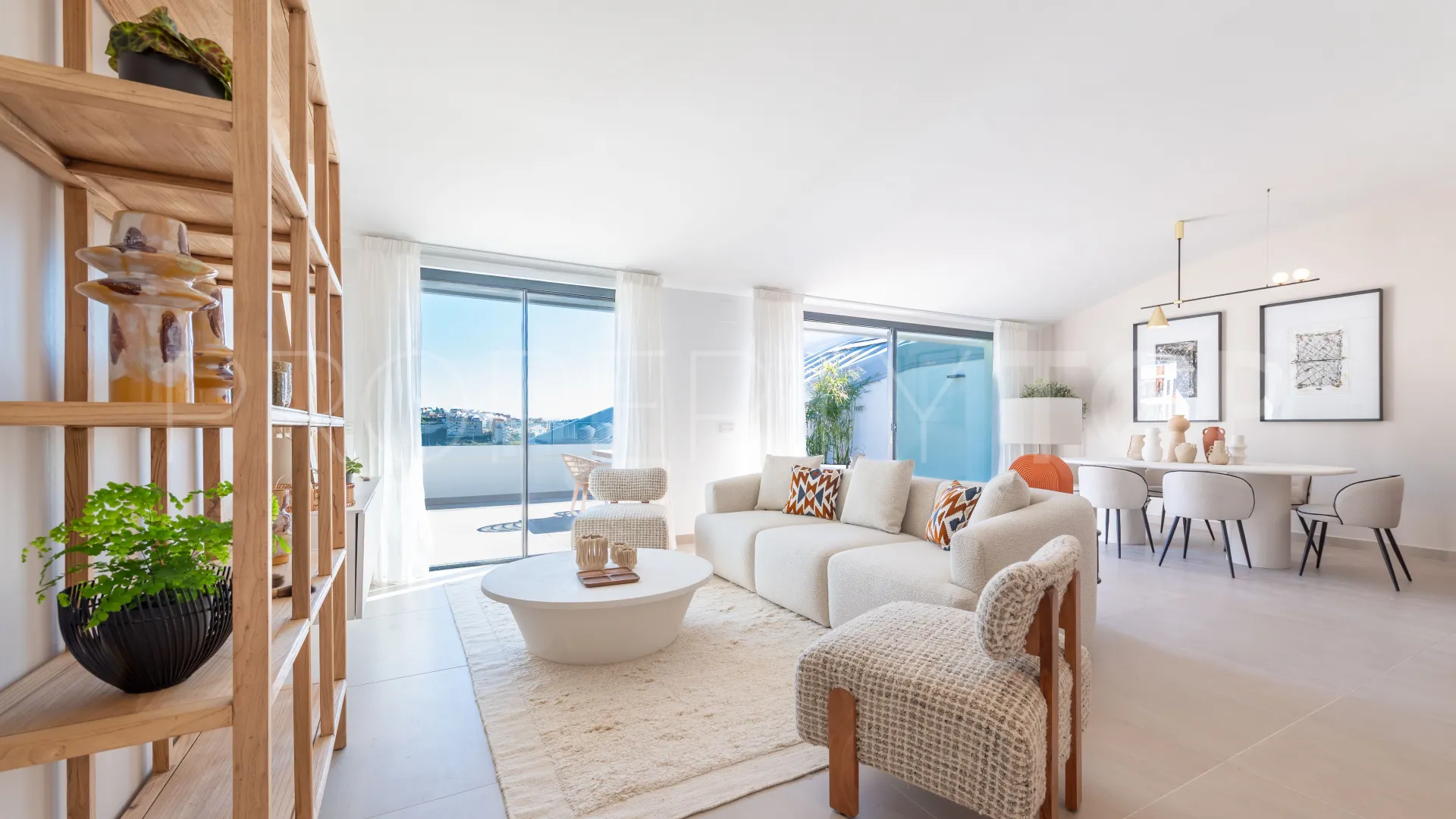 For sale penthouse in El Higueron