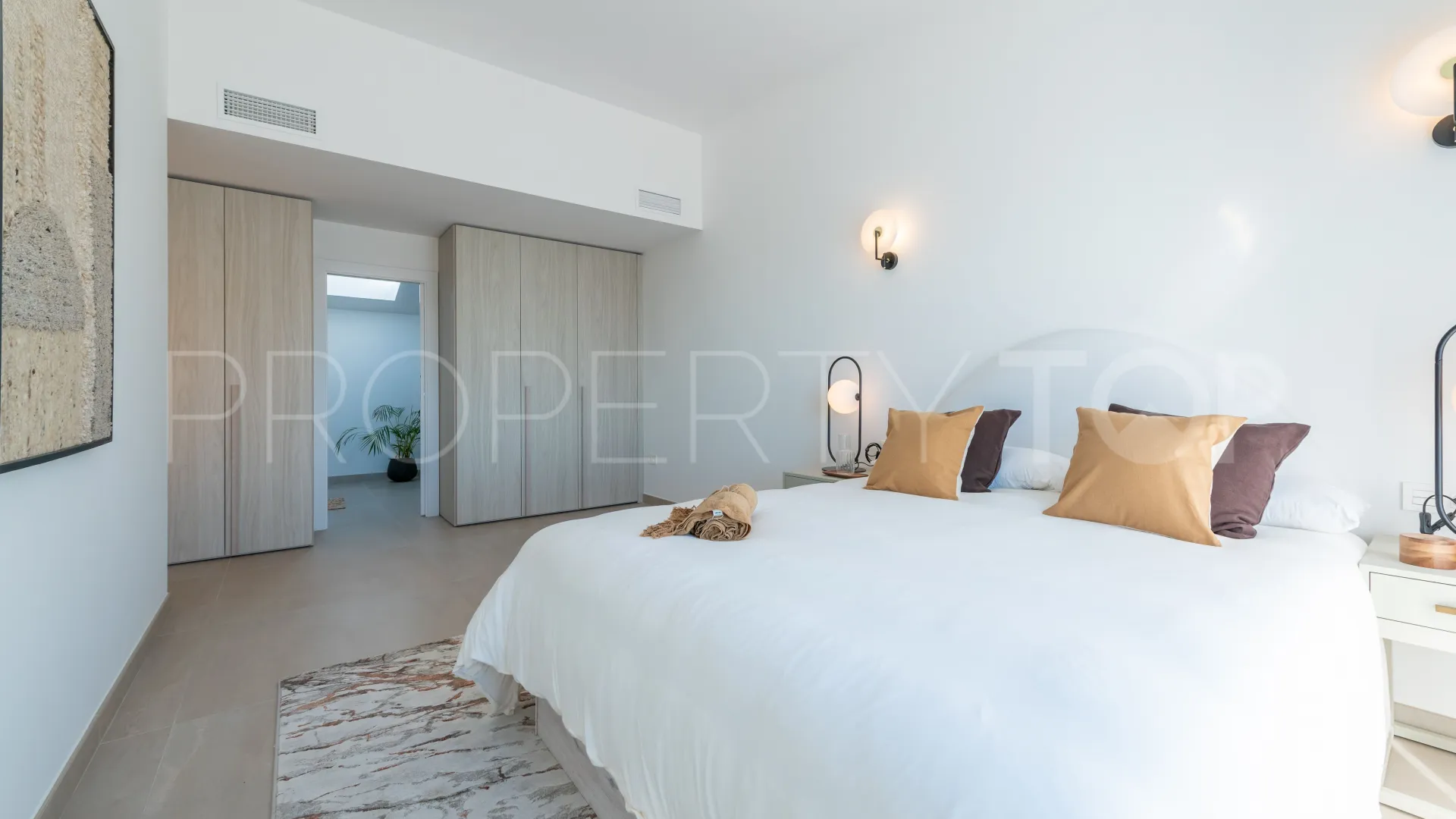 For sale penthouse in El Higueron