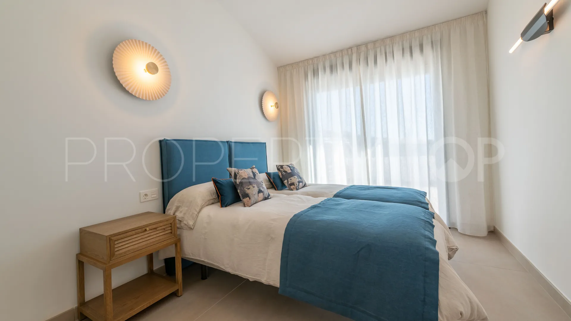 For sale penthouse in El Higueron