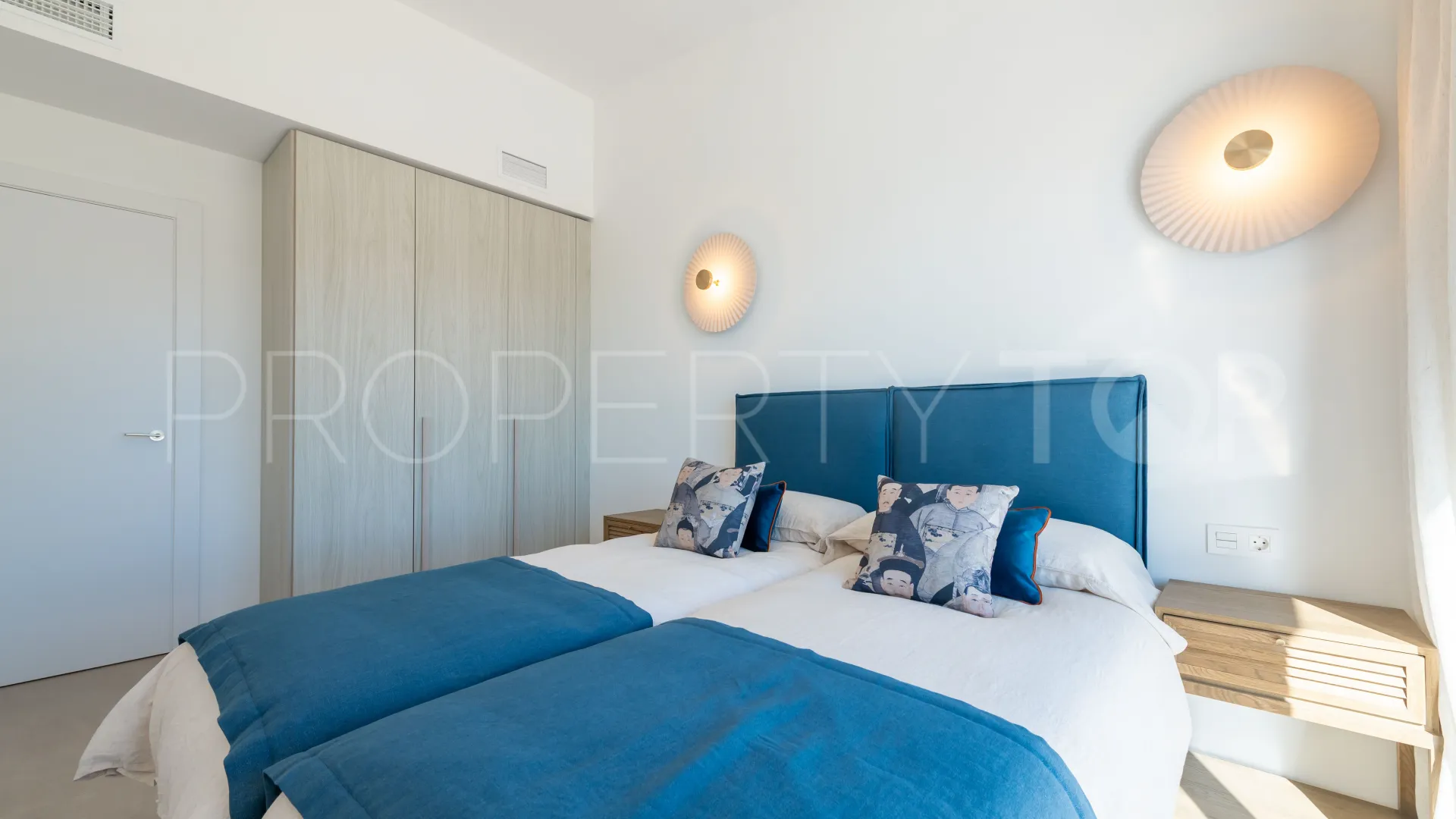 For sale penthouse in El Higueron