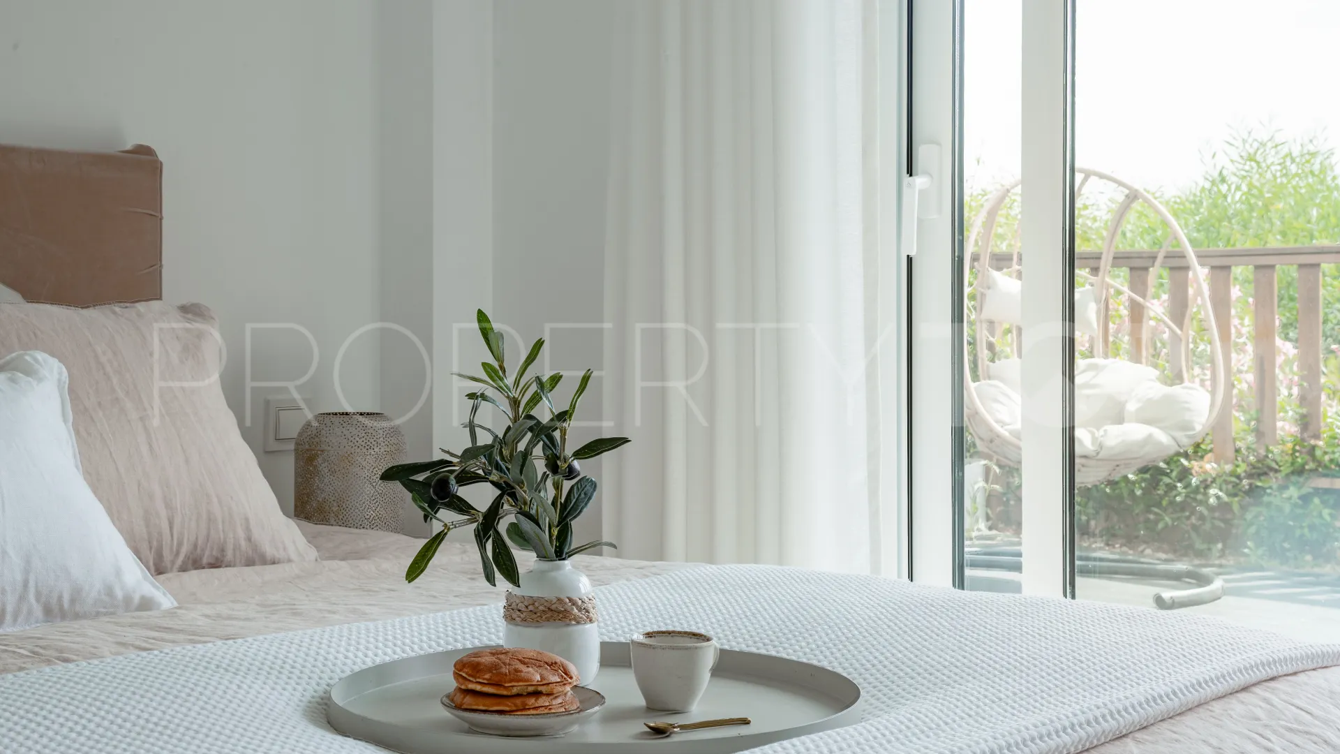 For sale Cala de Mijas ground floor apartment with 3 bedrooms
