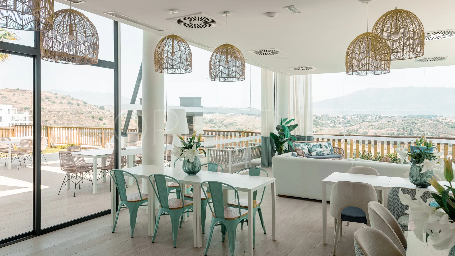 For sale Cala de Mijas ground floor apartment with 3 bedrooms