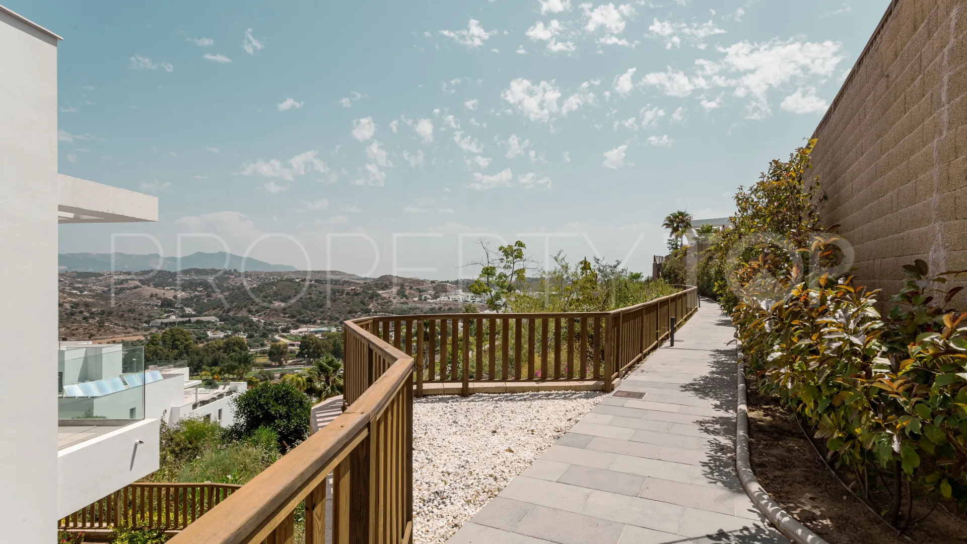 For sale Cala de Mijas ground floor apartment with 3 bedrooms