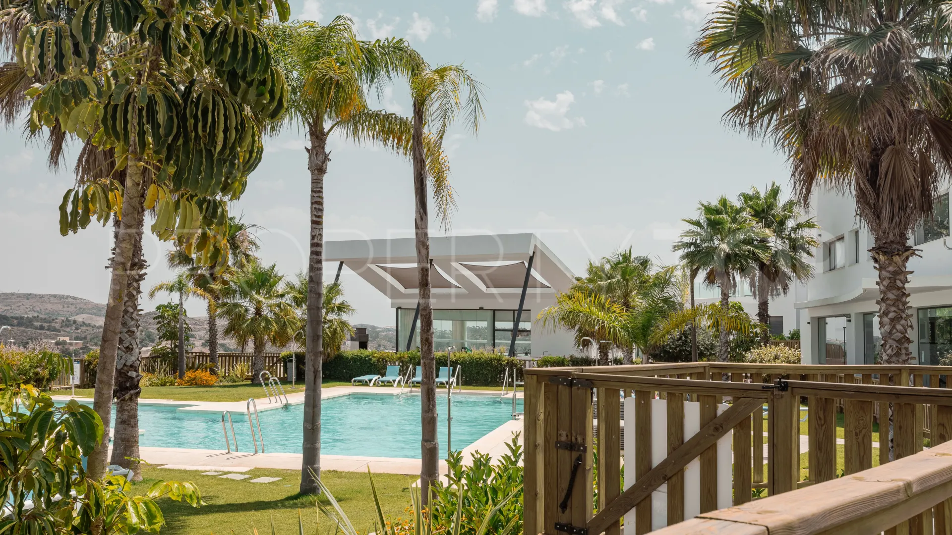 For sale Cala de Mijas ground floor apartment with 3 bedrooms