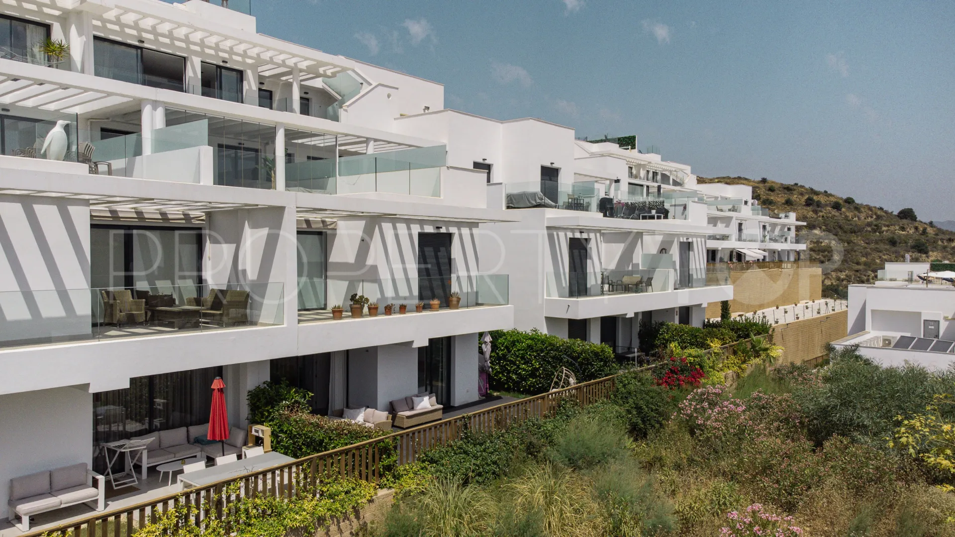 For sale Cala de Mijas ground floor apartment with 3 bedrooms