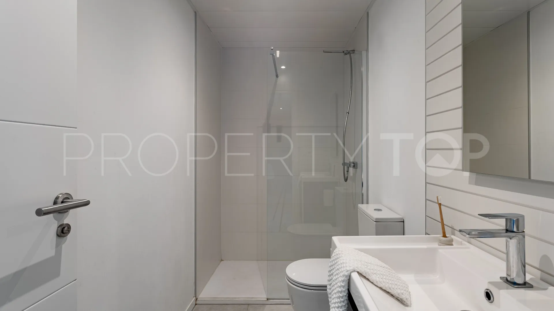 For sale Cala de Mijas ground floor apartment with 3 bedrooms