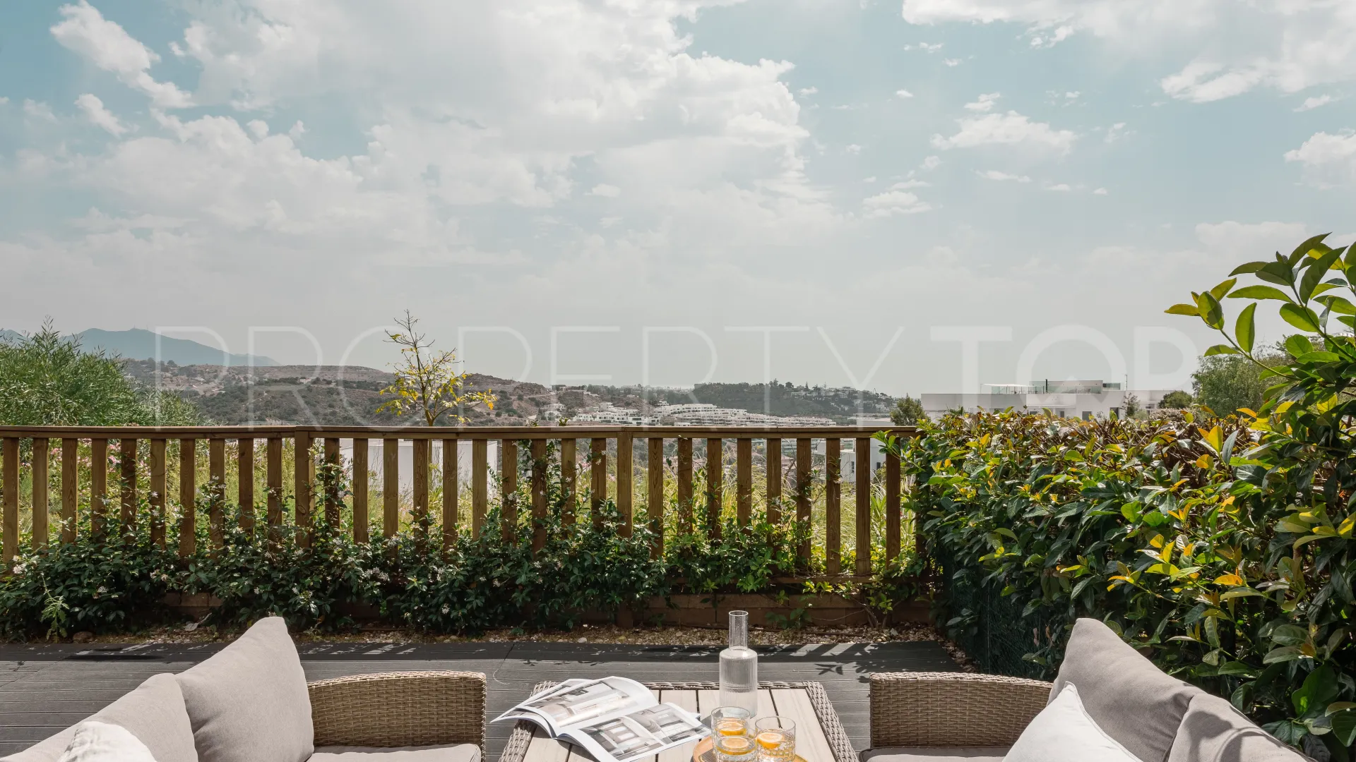 For sale Cala de Mijas ground floor apartment with 3 bedrooms