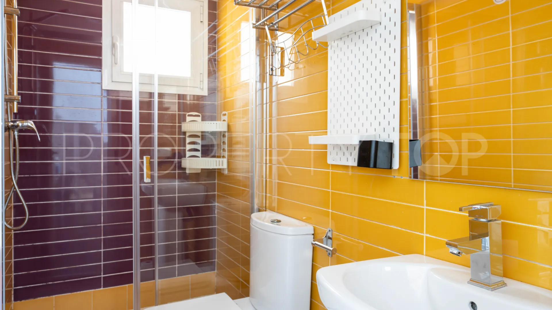 Se vende duplex en Malaga con 2 dormitorios