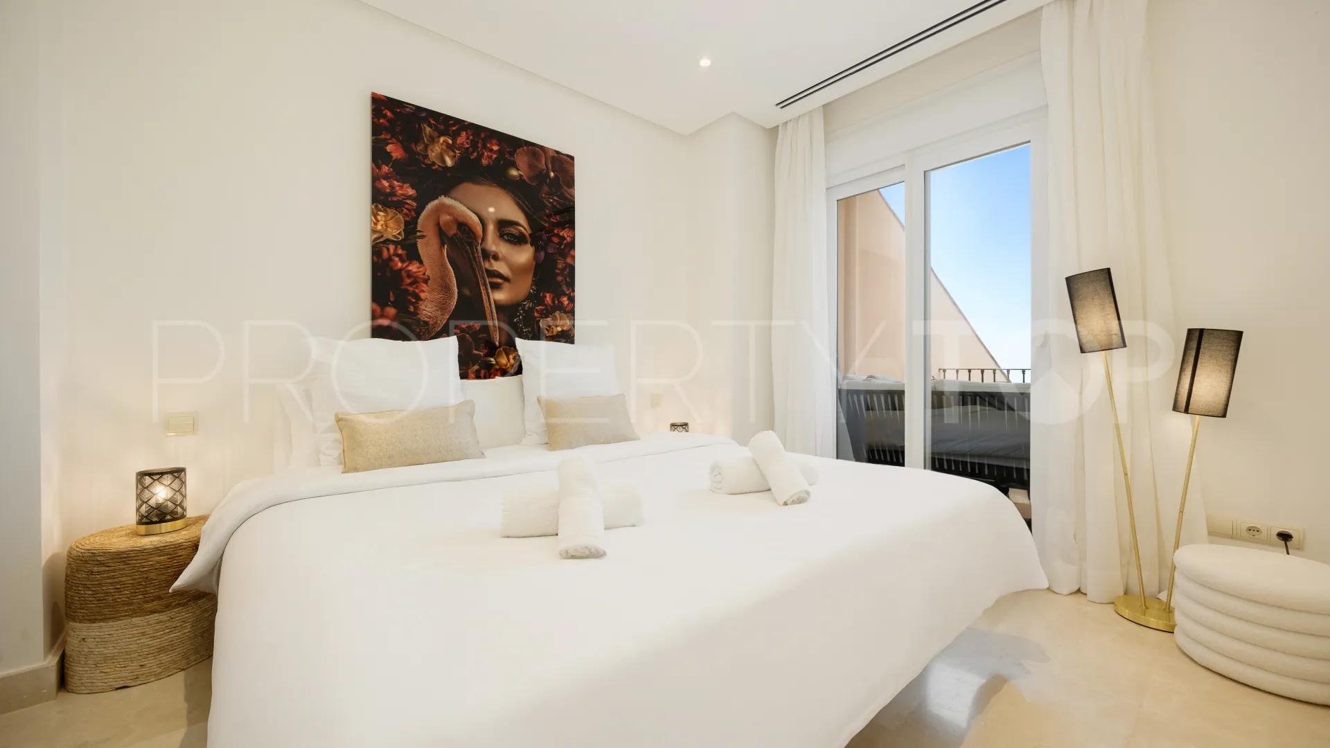 3 bedrooms duplex penthouse for sale in Vista Real