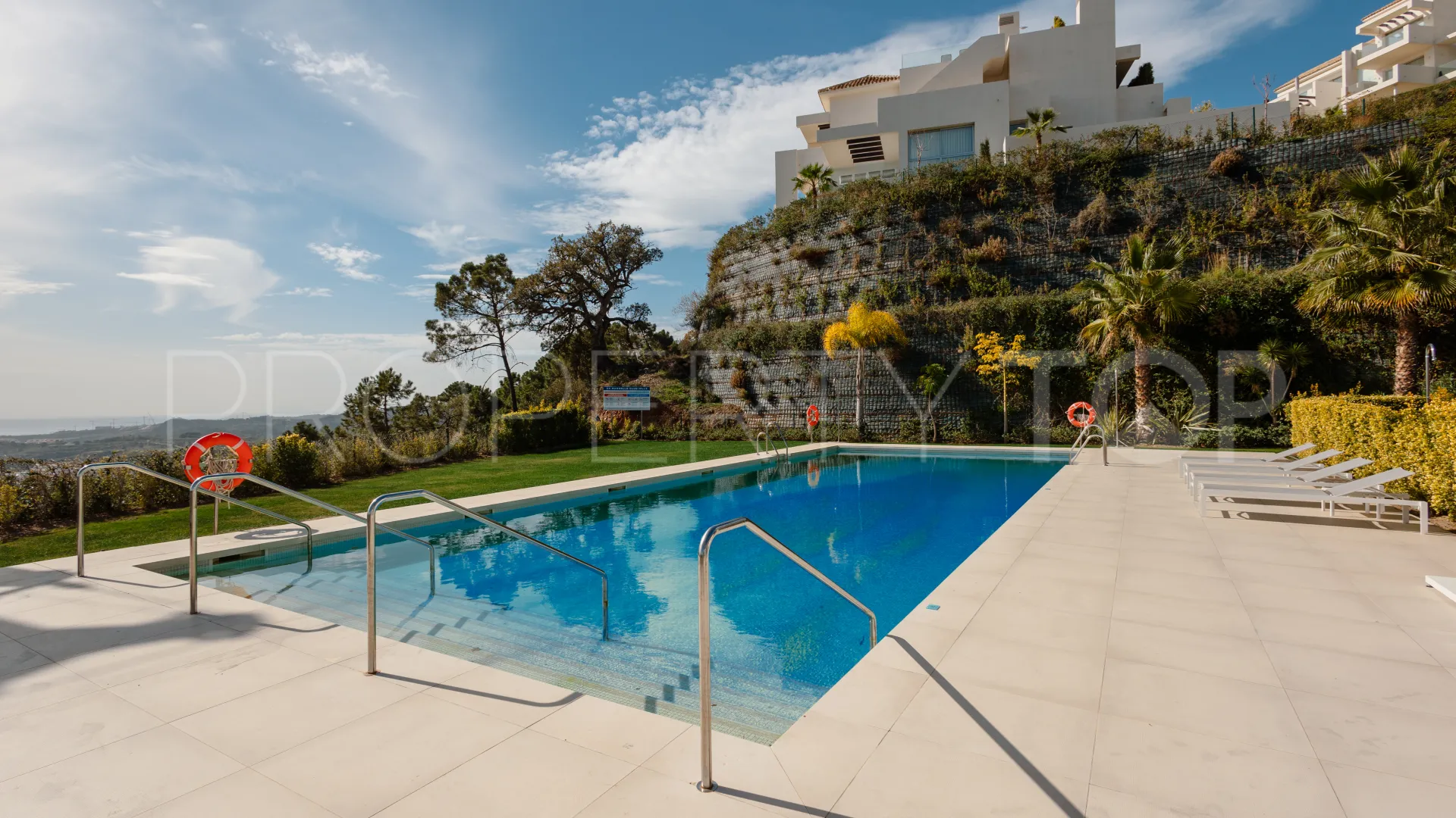 For sale Marbella Club Hills duplex