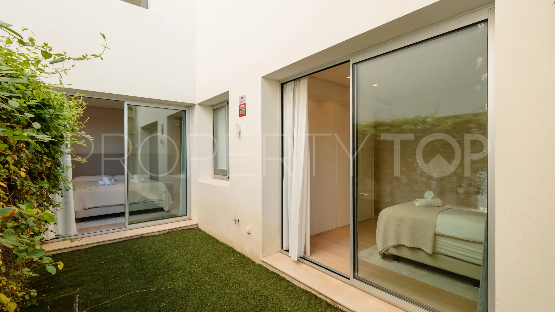 For sale Marbella Club Hills duplex
