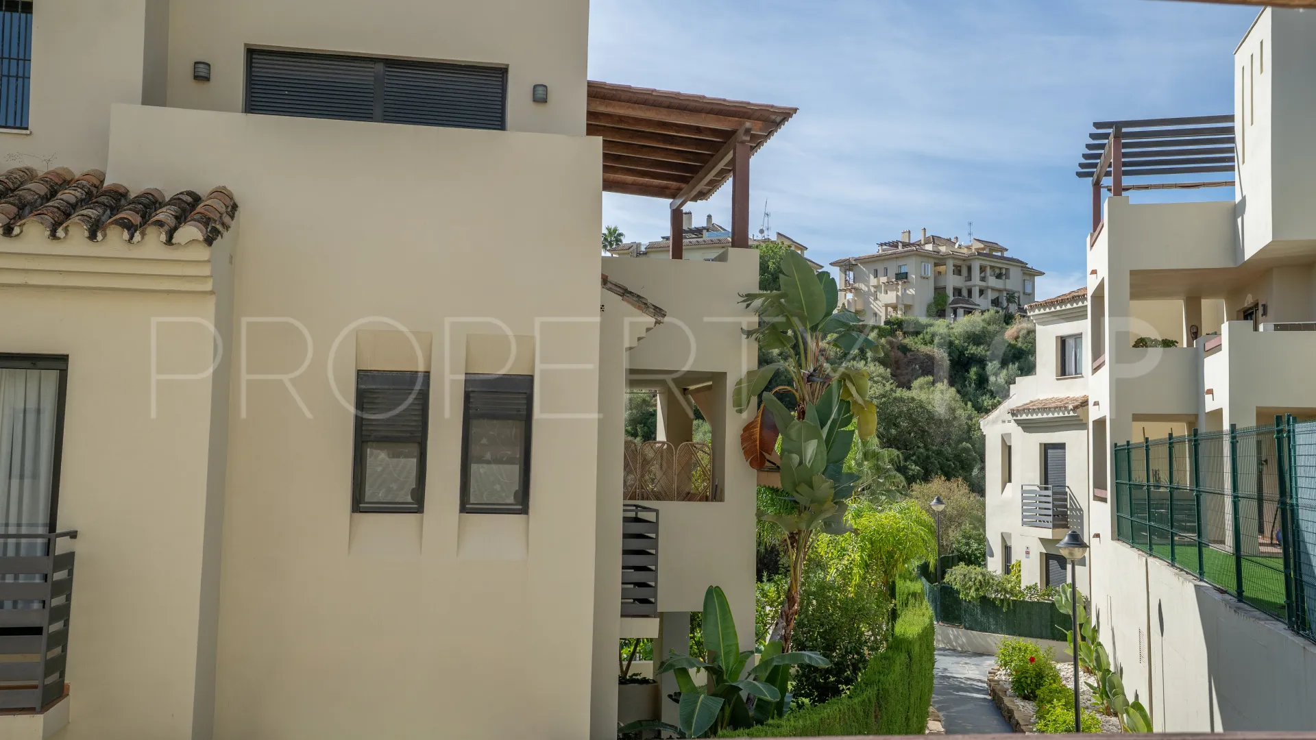 3 bedrooms apartment for sale in Estepona