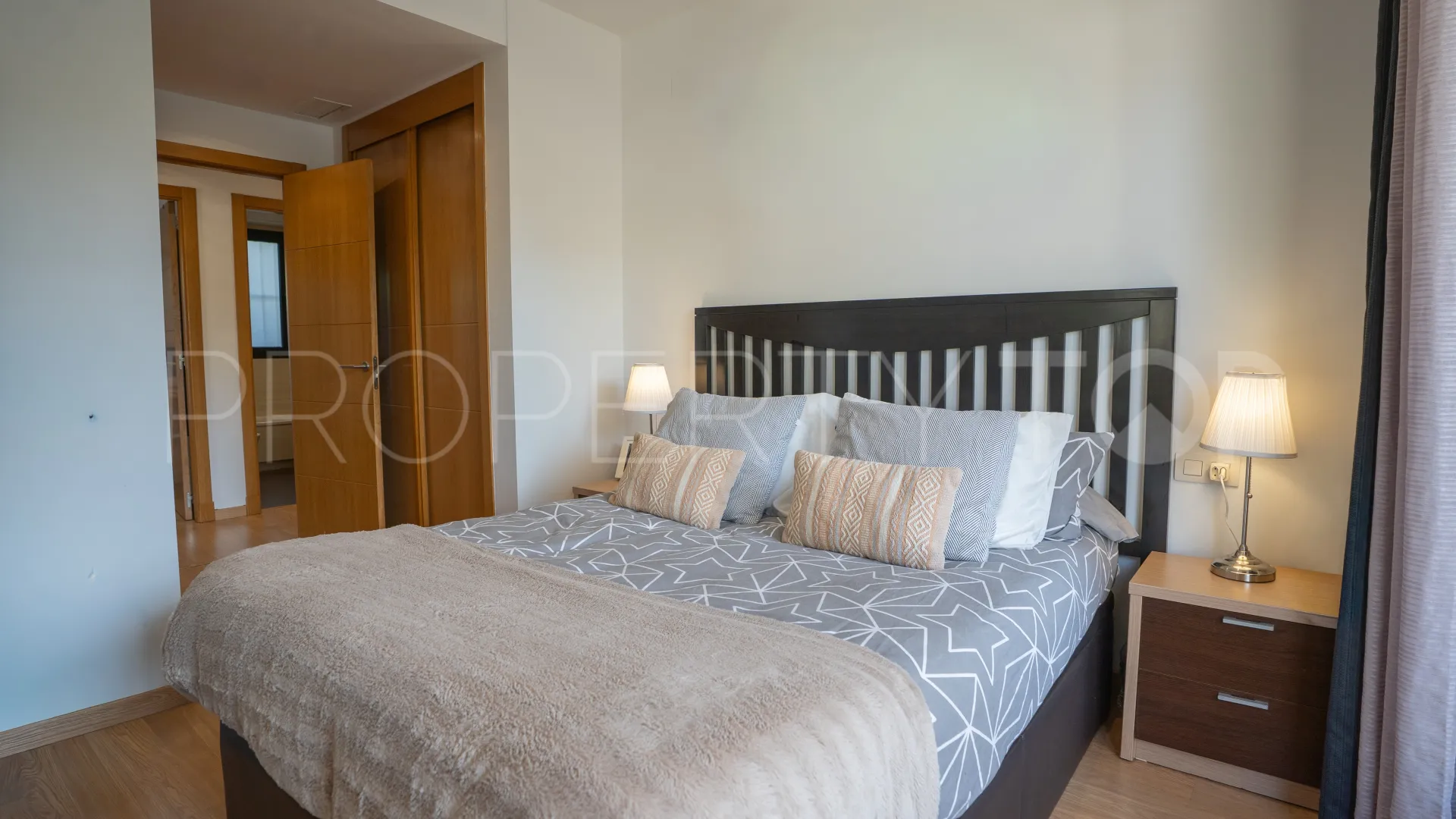 3 bedrooms apartment for sale in Estepona
