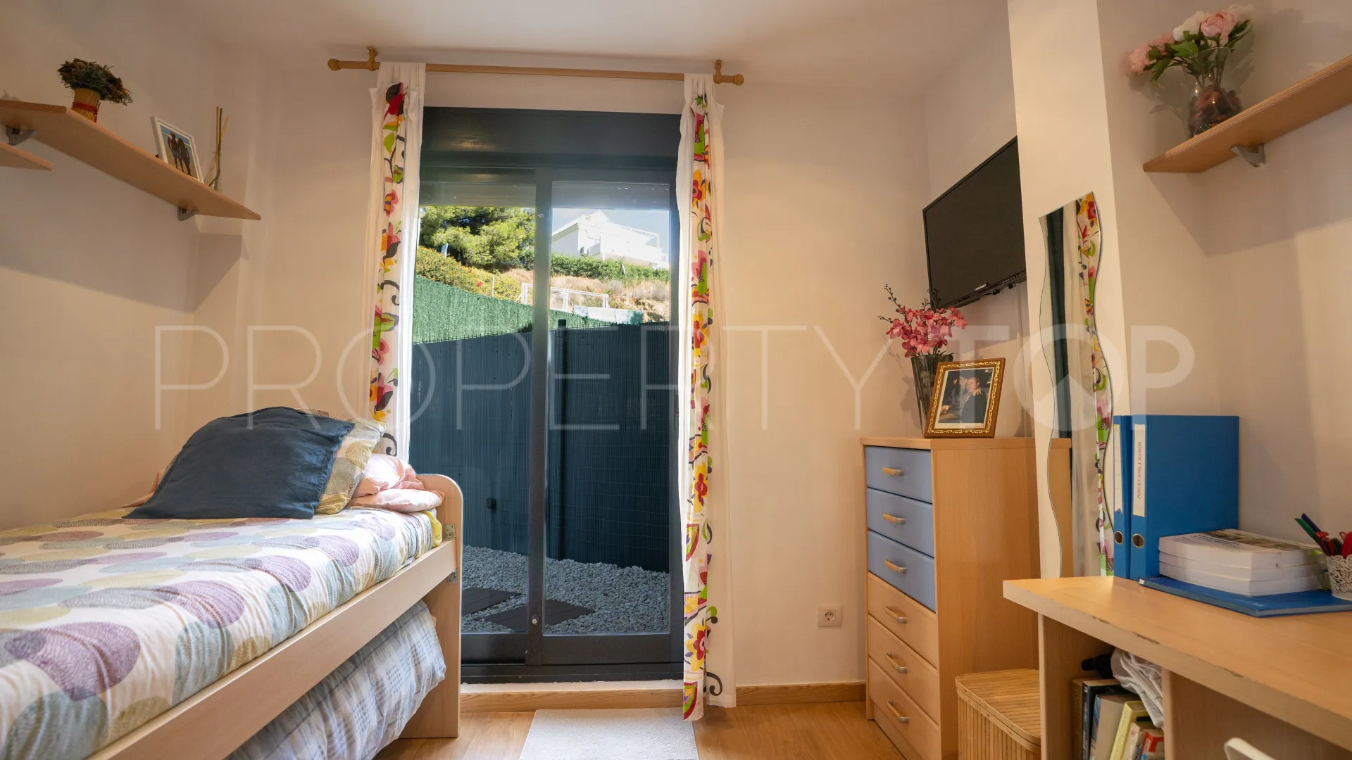 3 bedrooms apartment for sale in Estepona