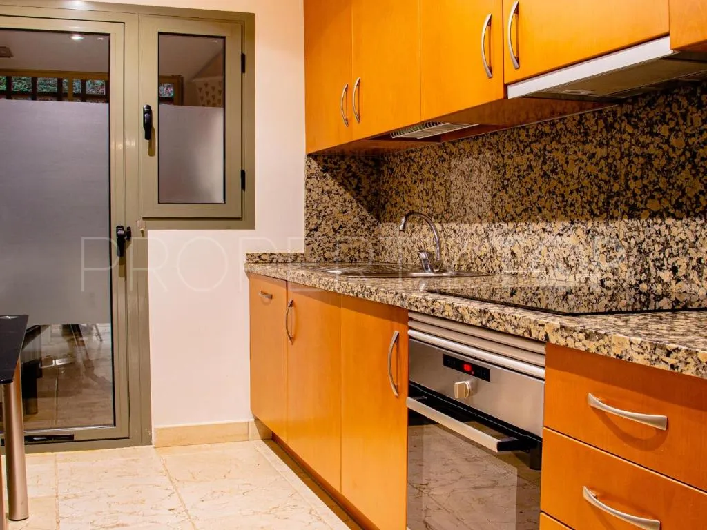 Apartamento en venta en Estepona