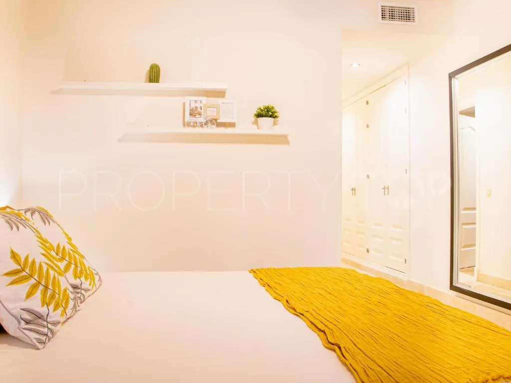 Apartamento en venta en Estepona