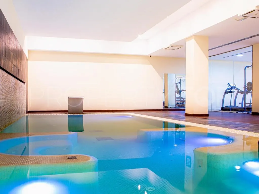 Apartamento en venta en Estepona