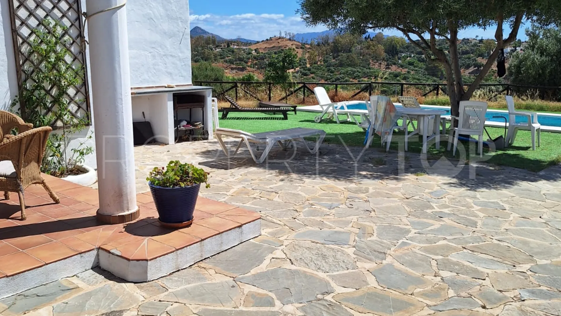 For sale finca in Estepona